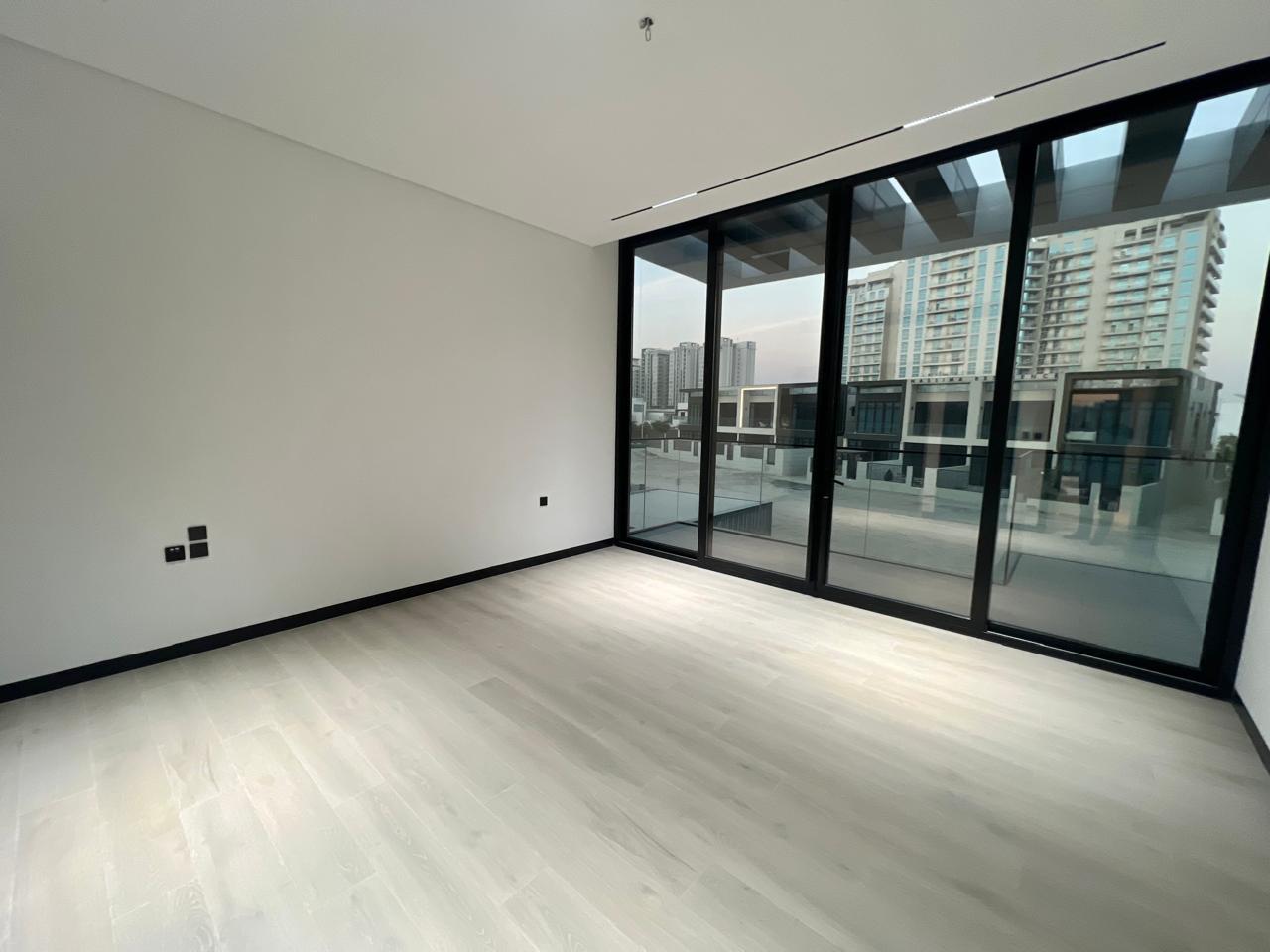 5 Bedrooms Villa in Al Furjan West