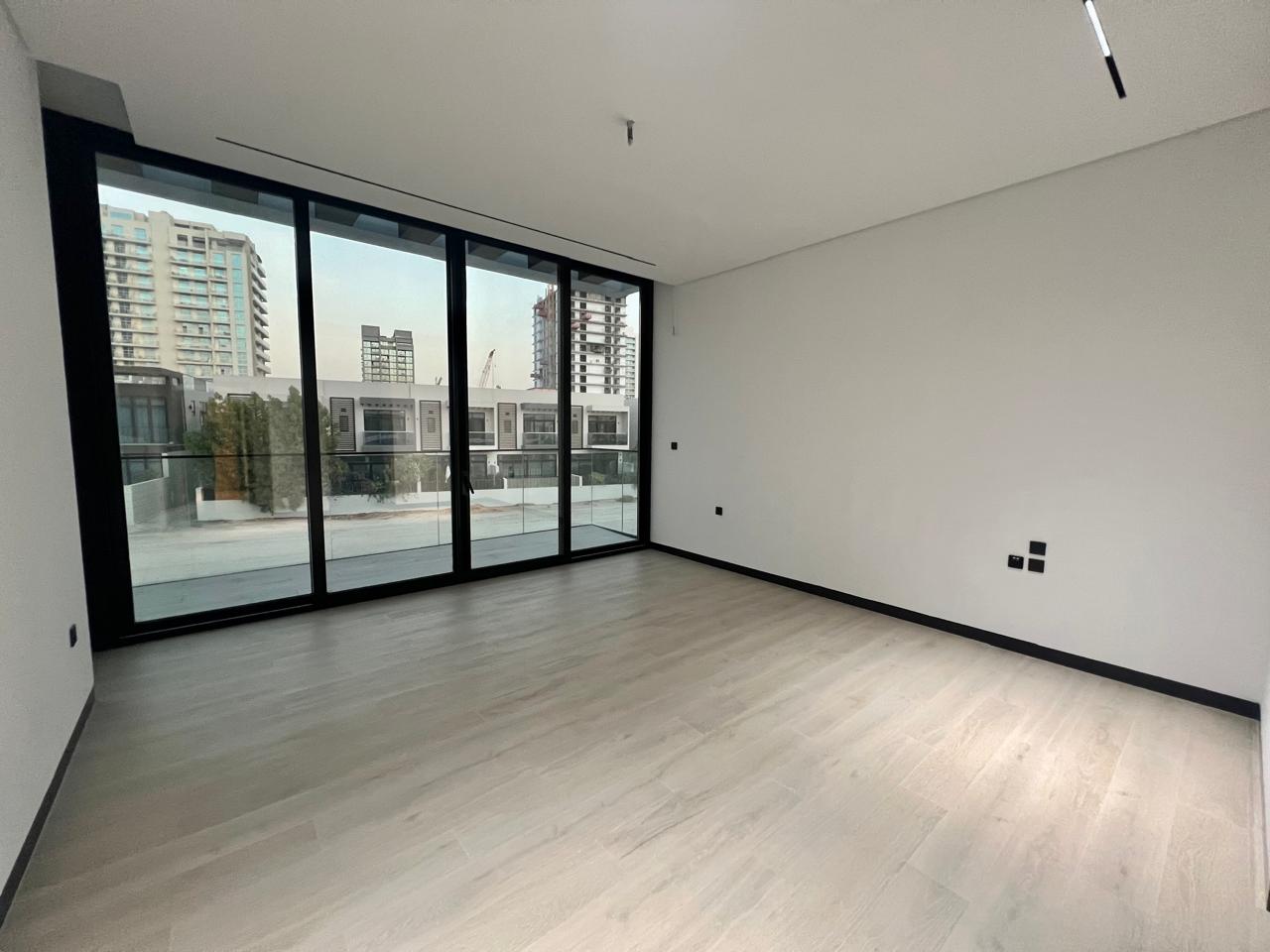 5 Bedrooms Villa in Al Furjan West