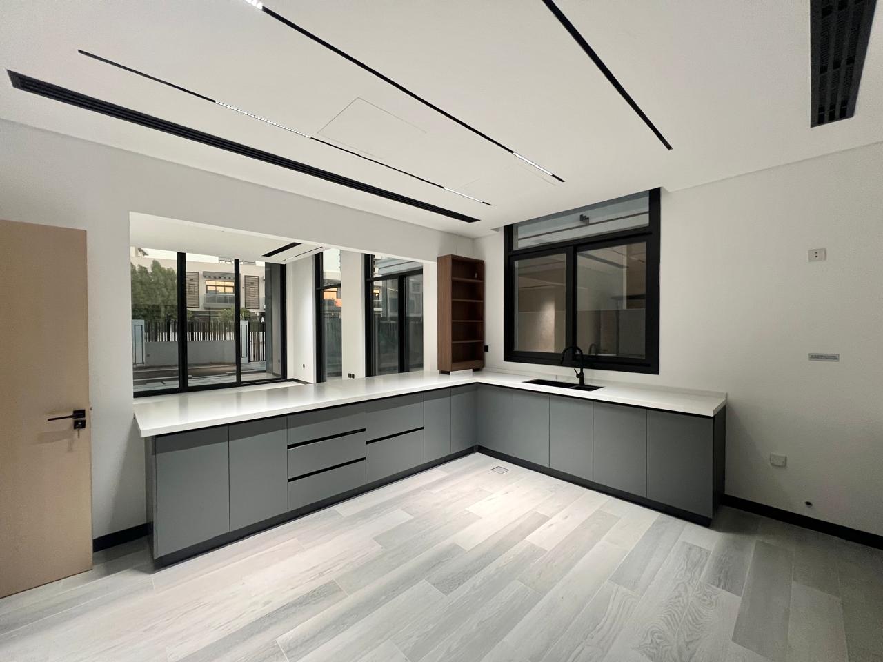 5 Bedrooms Villa in Al Furjan West