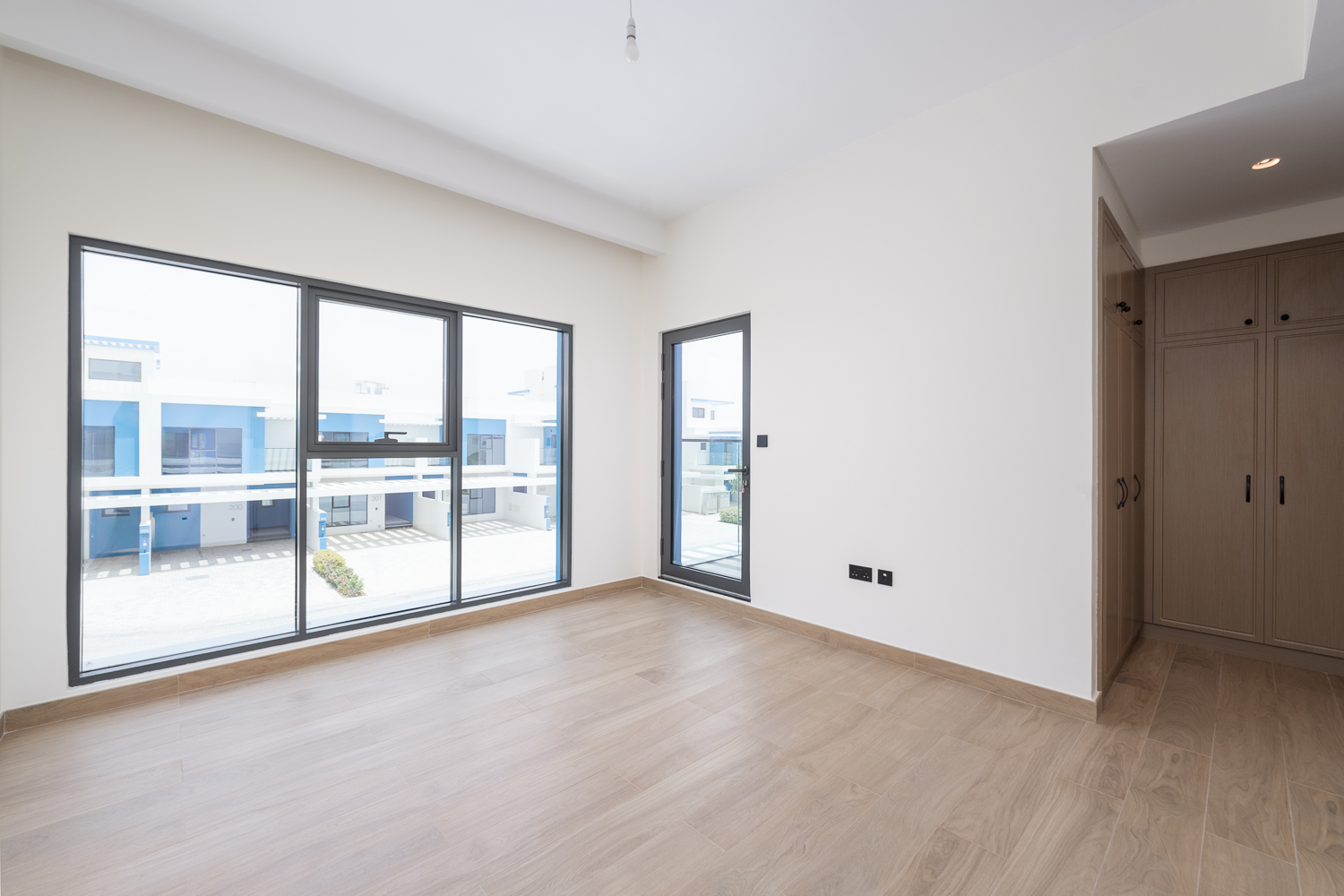 4 Bedrooms Townhouse in Santorini 1