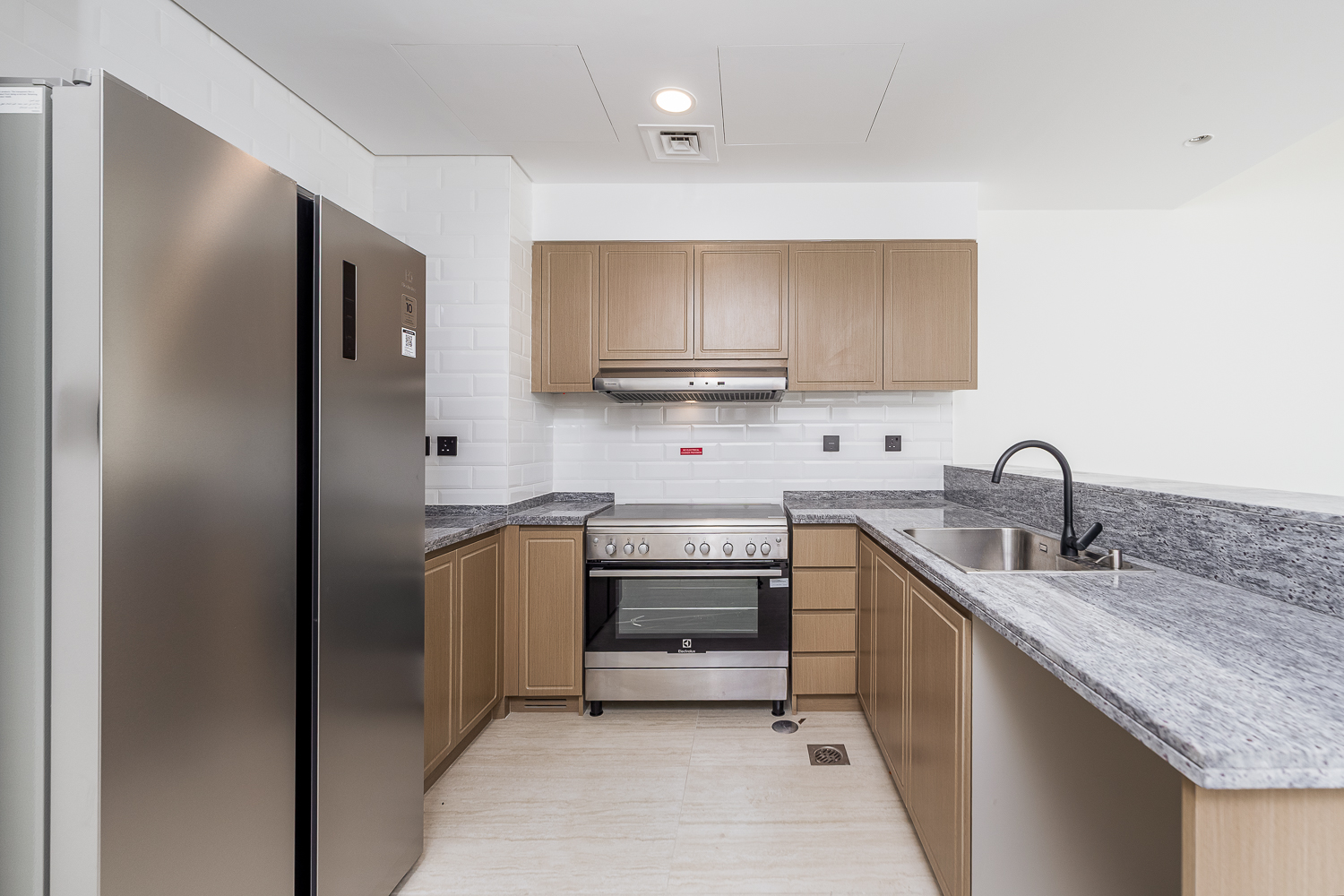 4 Bedrooms Townhouse in Santorini 1