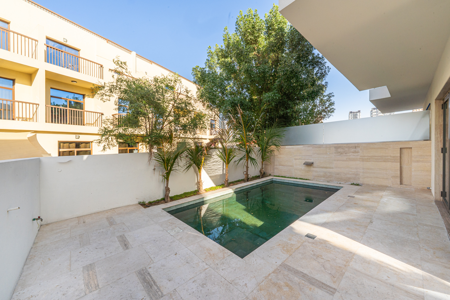 3 Bedrooms Townhouse in District 12H