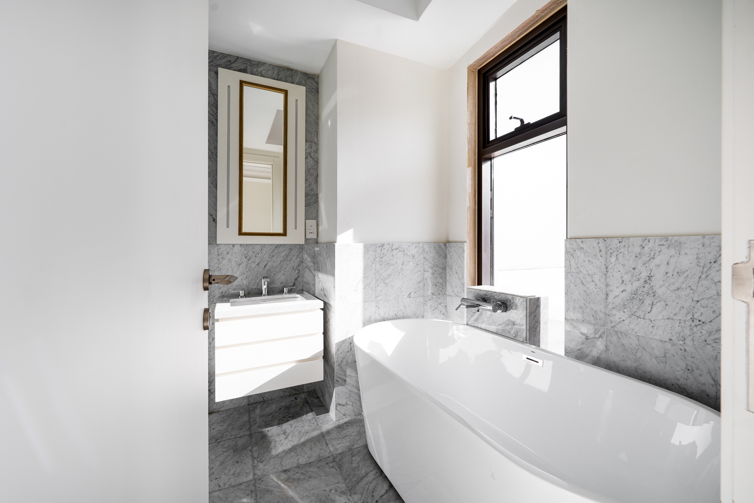 3 Bedrooms Townhouse in District 12H