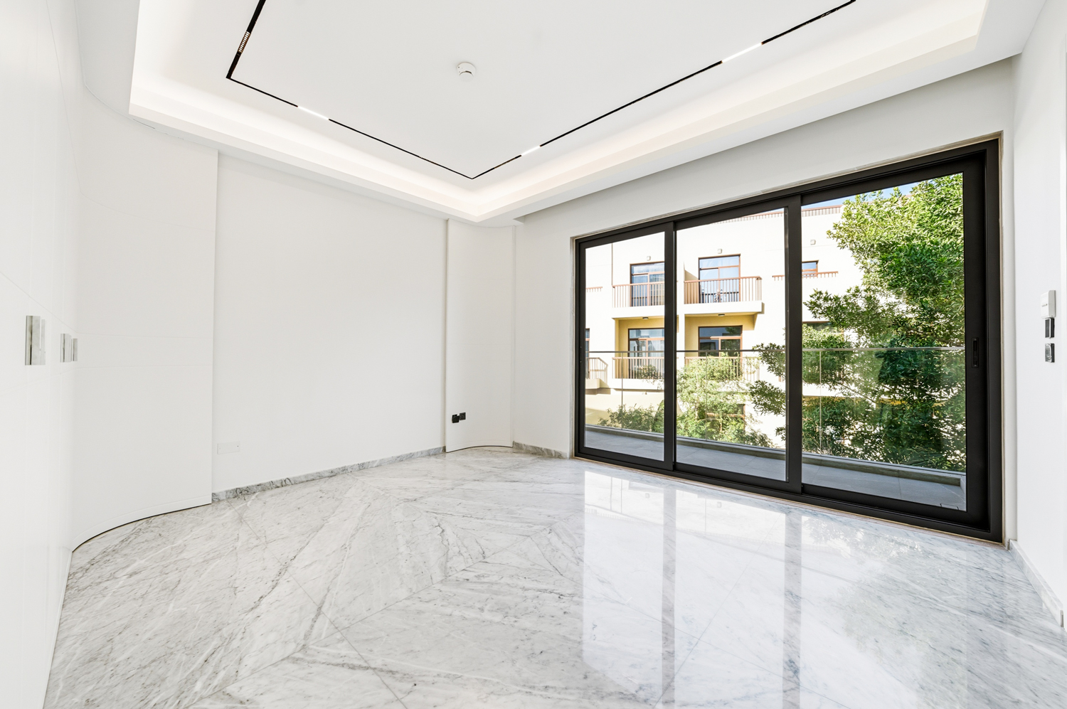 3 Bedrooms Townhouse in District 12H