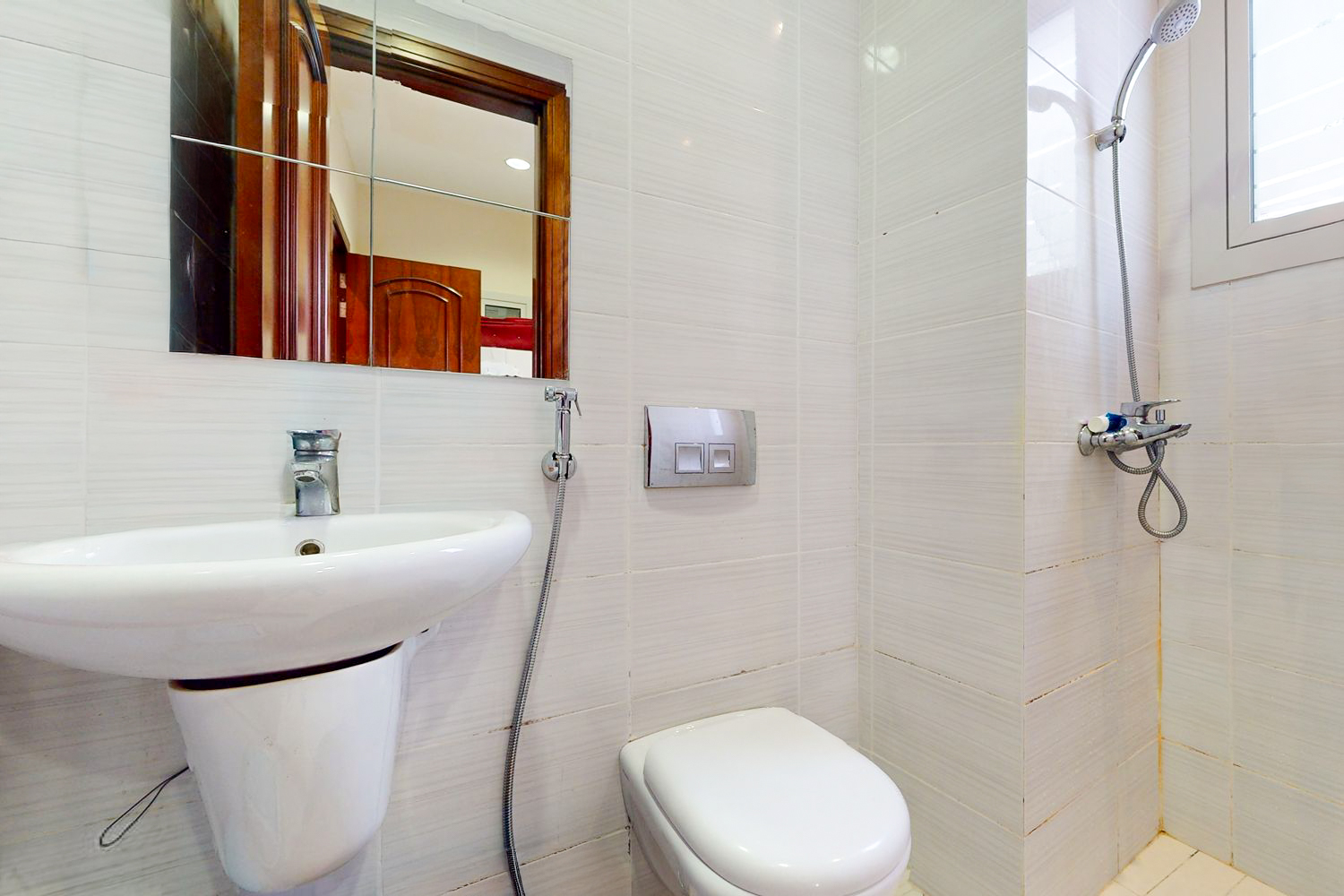 5 Bedrooms Villa in The Villa Centro Community Mall