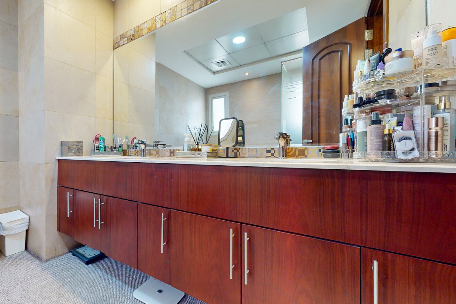 5 Bedrooms Villa in The Villa Centro Community Mall