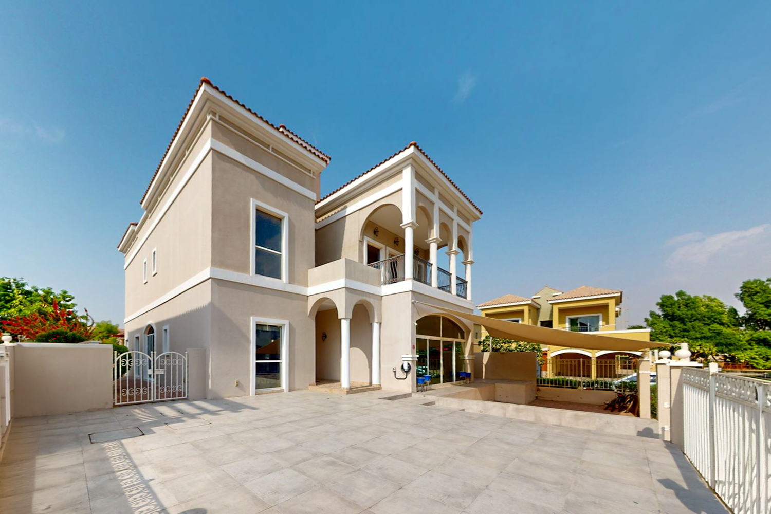 5 Bedrooms Villa in The Villa Centro Community Mall