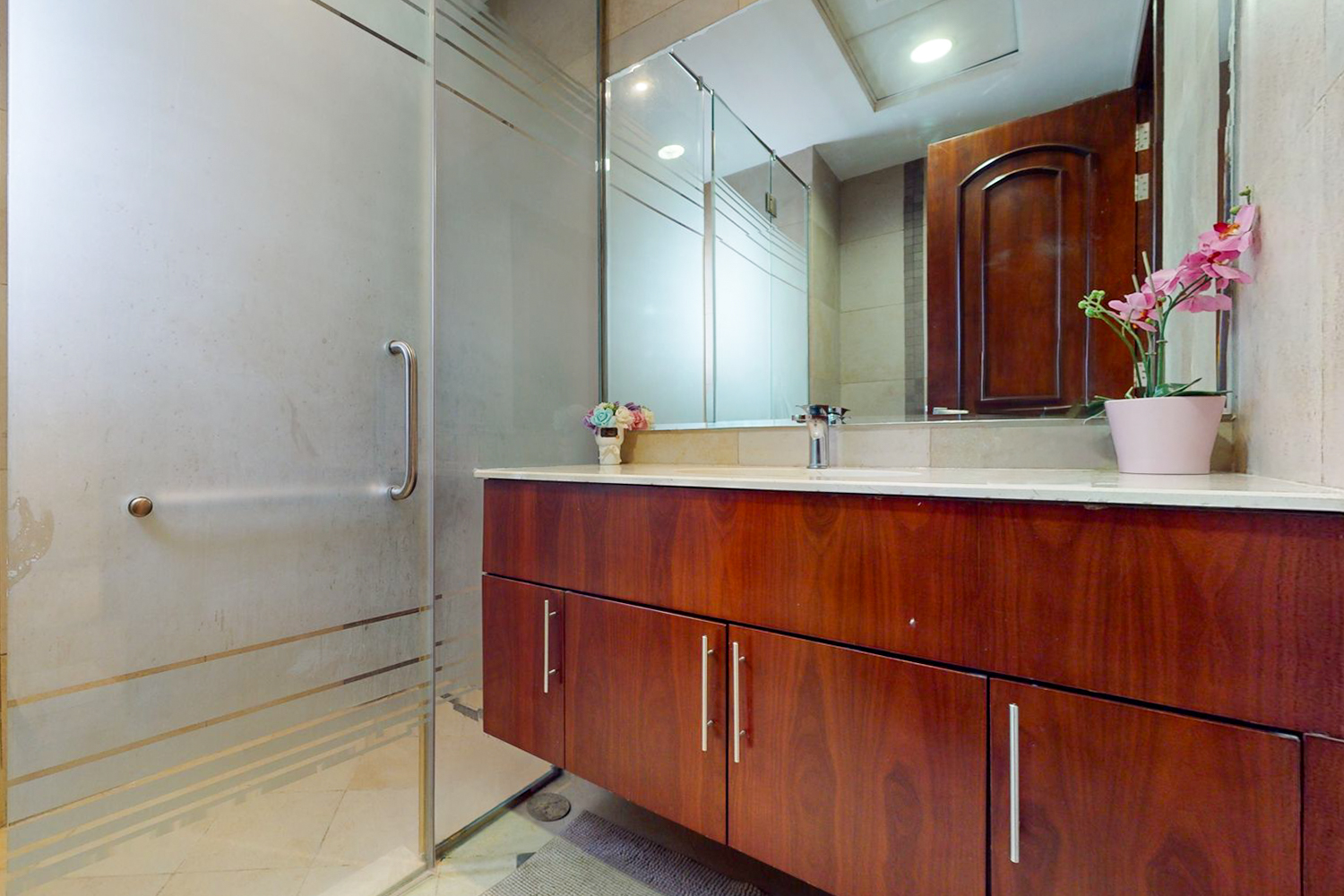 5 Bedrooms Villa in The Villa Centro Community Mall