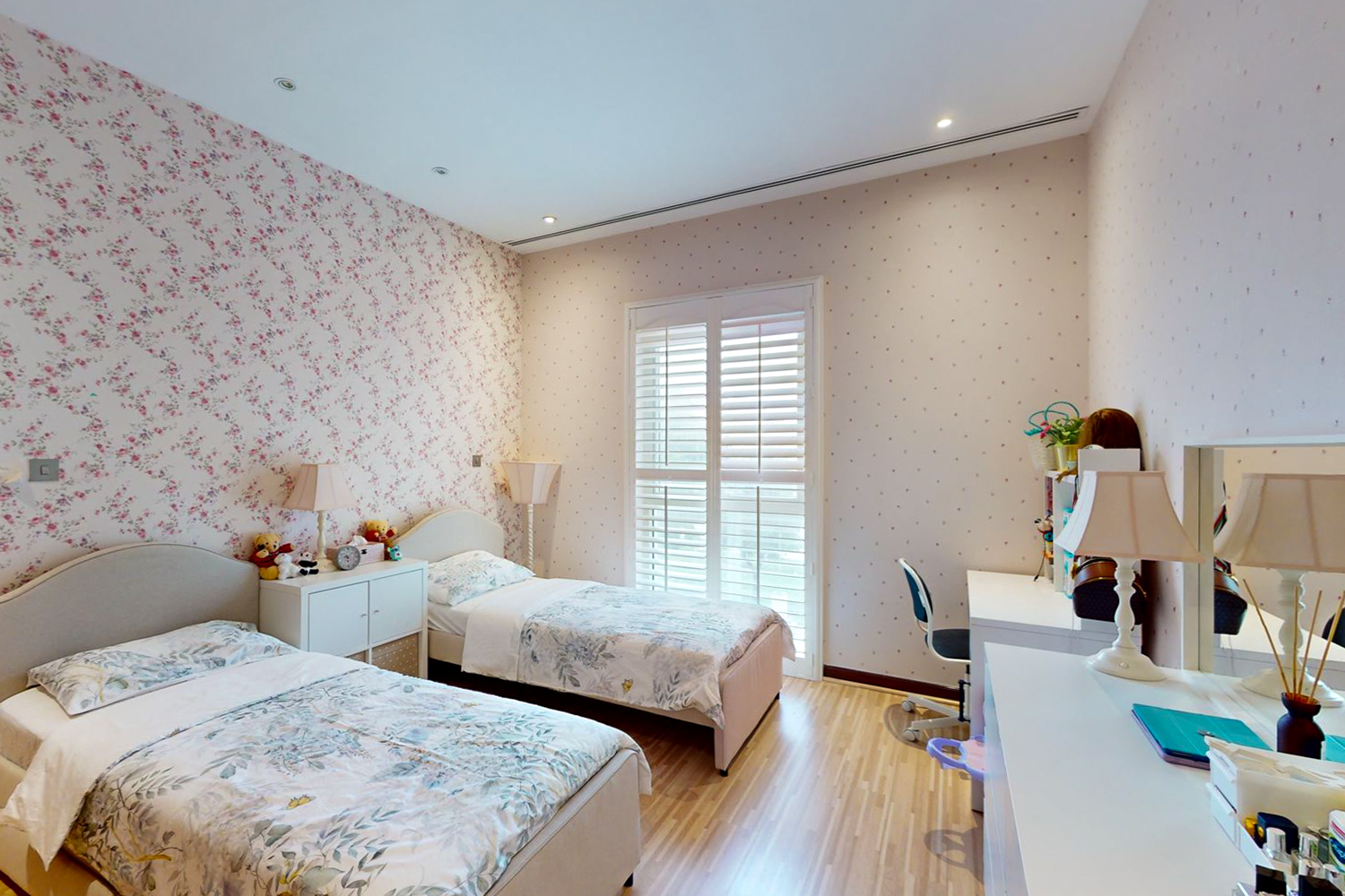 5 Bedrooms Villa in The Villa Centro Community Mall