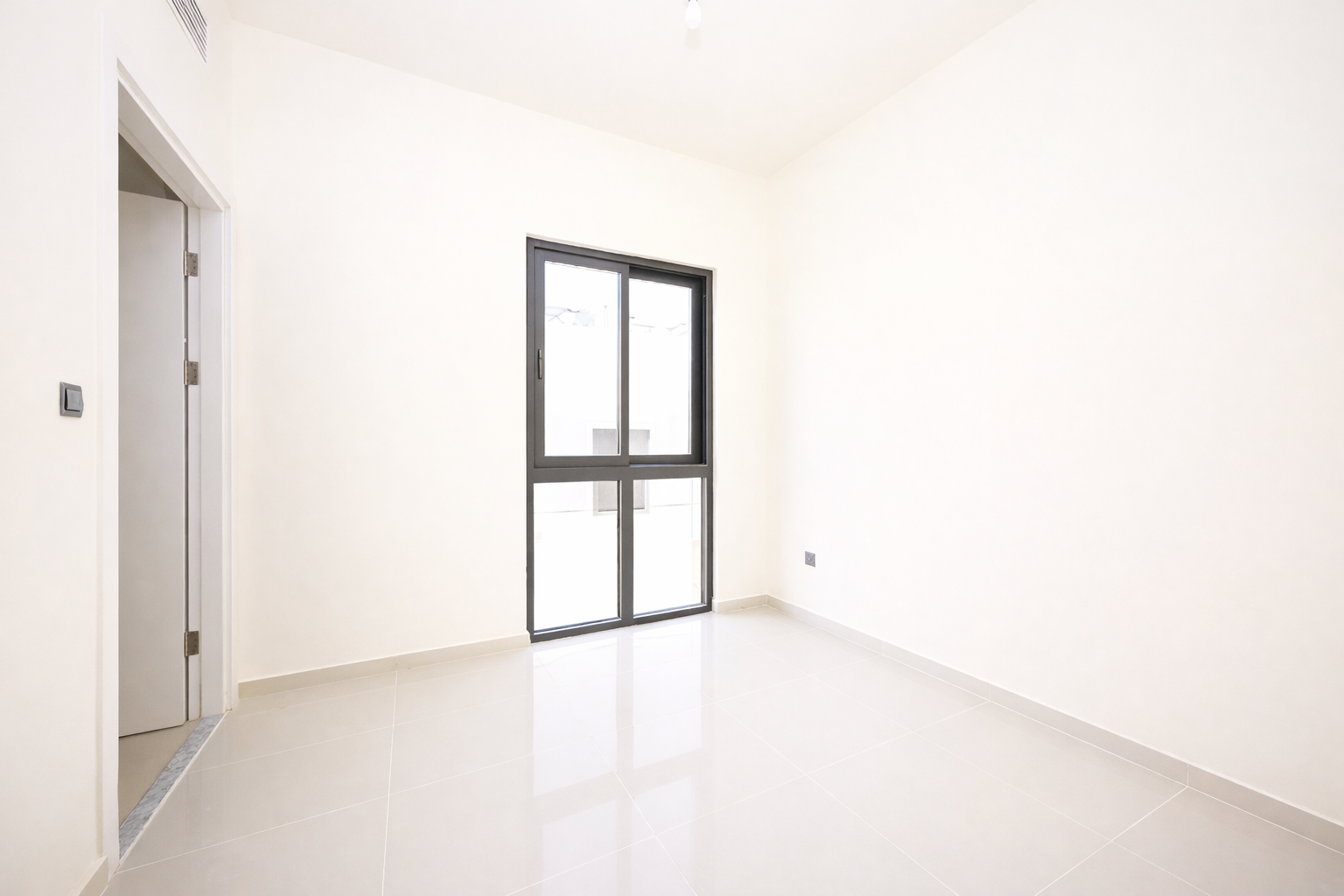 3 Bedrooms Townhouse in Zinnia