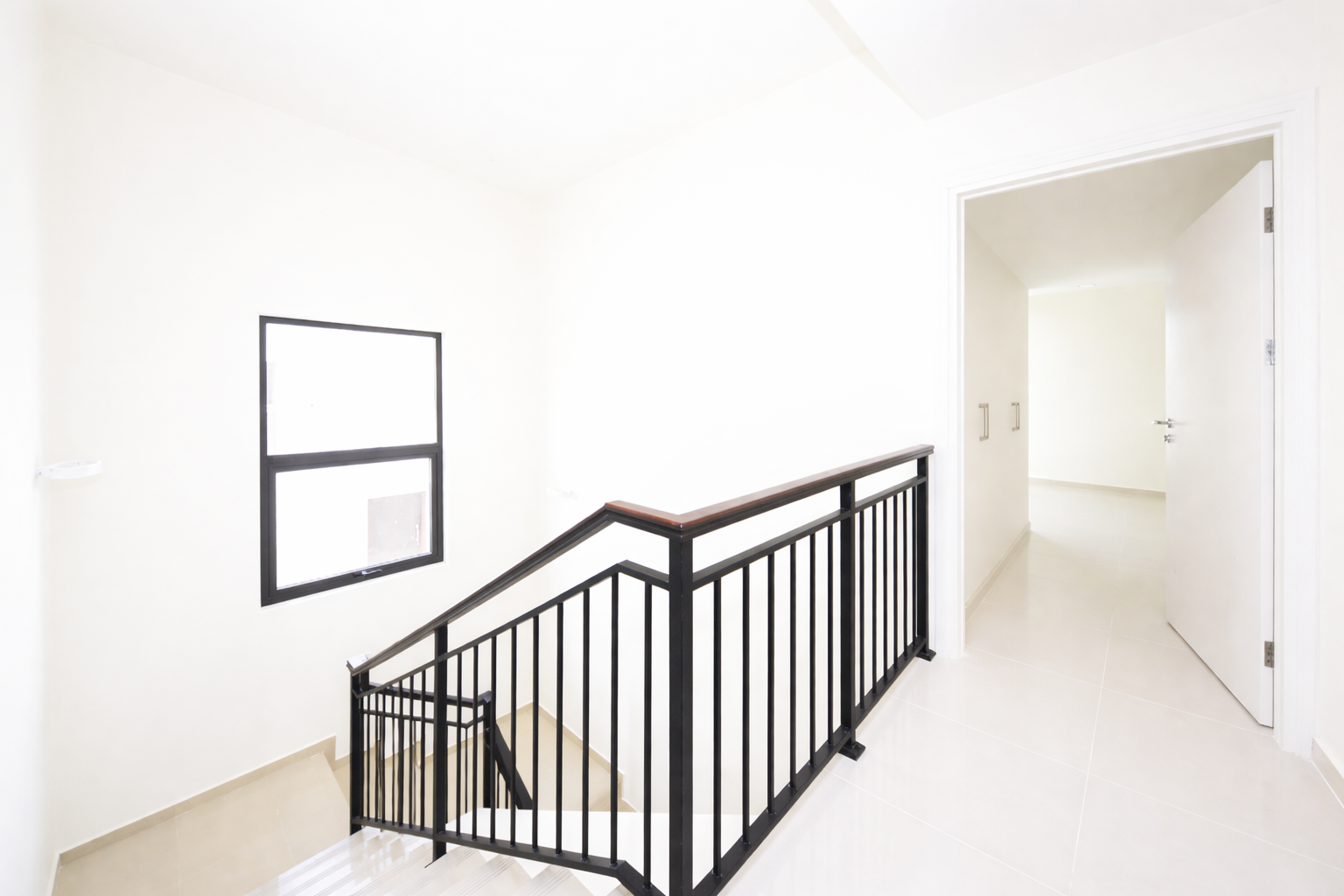 3 Bedrooms Townhouse in Zinnia