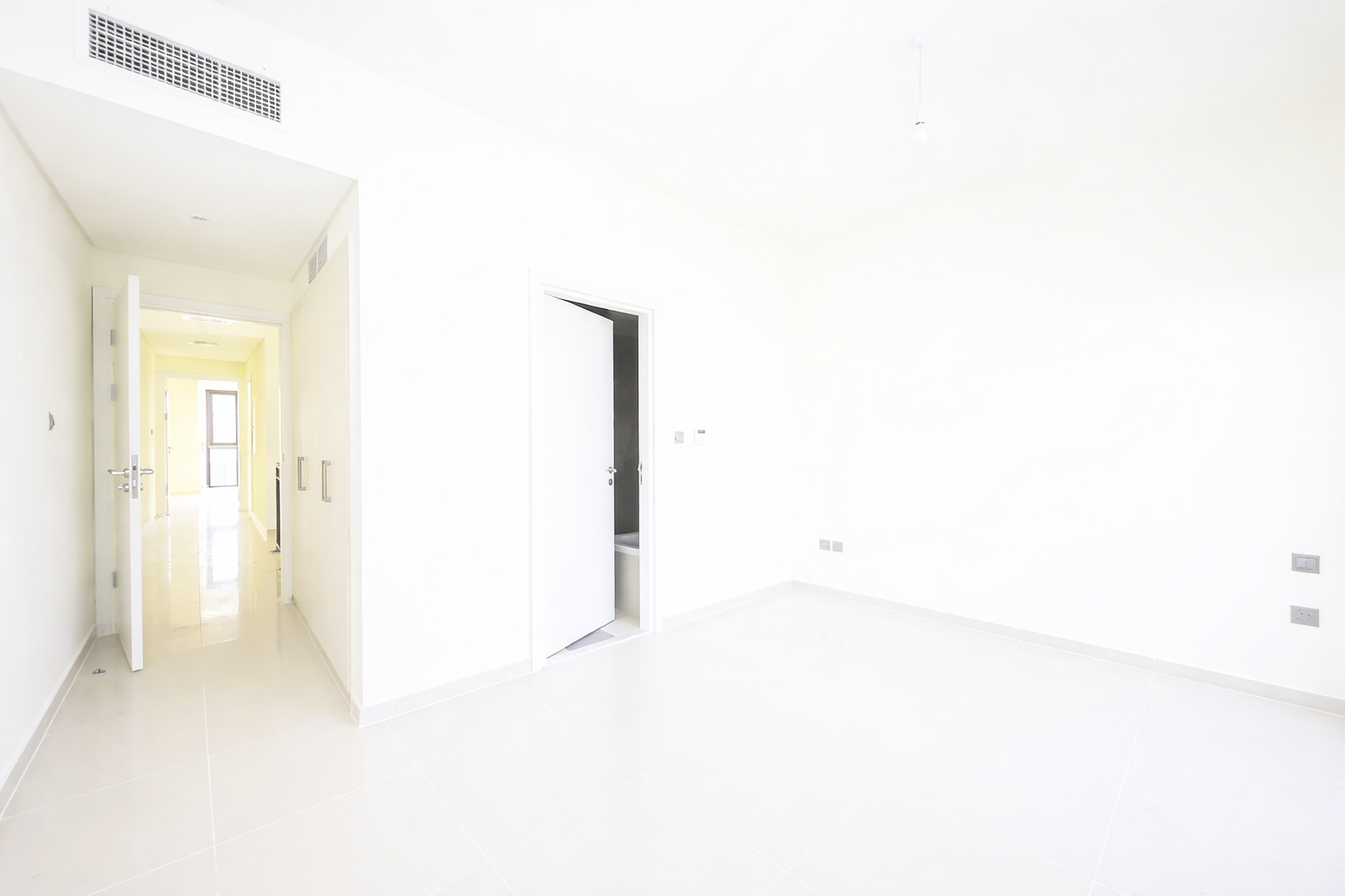 3 Bedrooms Townhouse in Zinnia