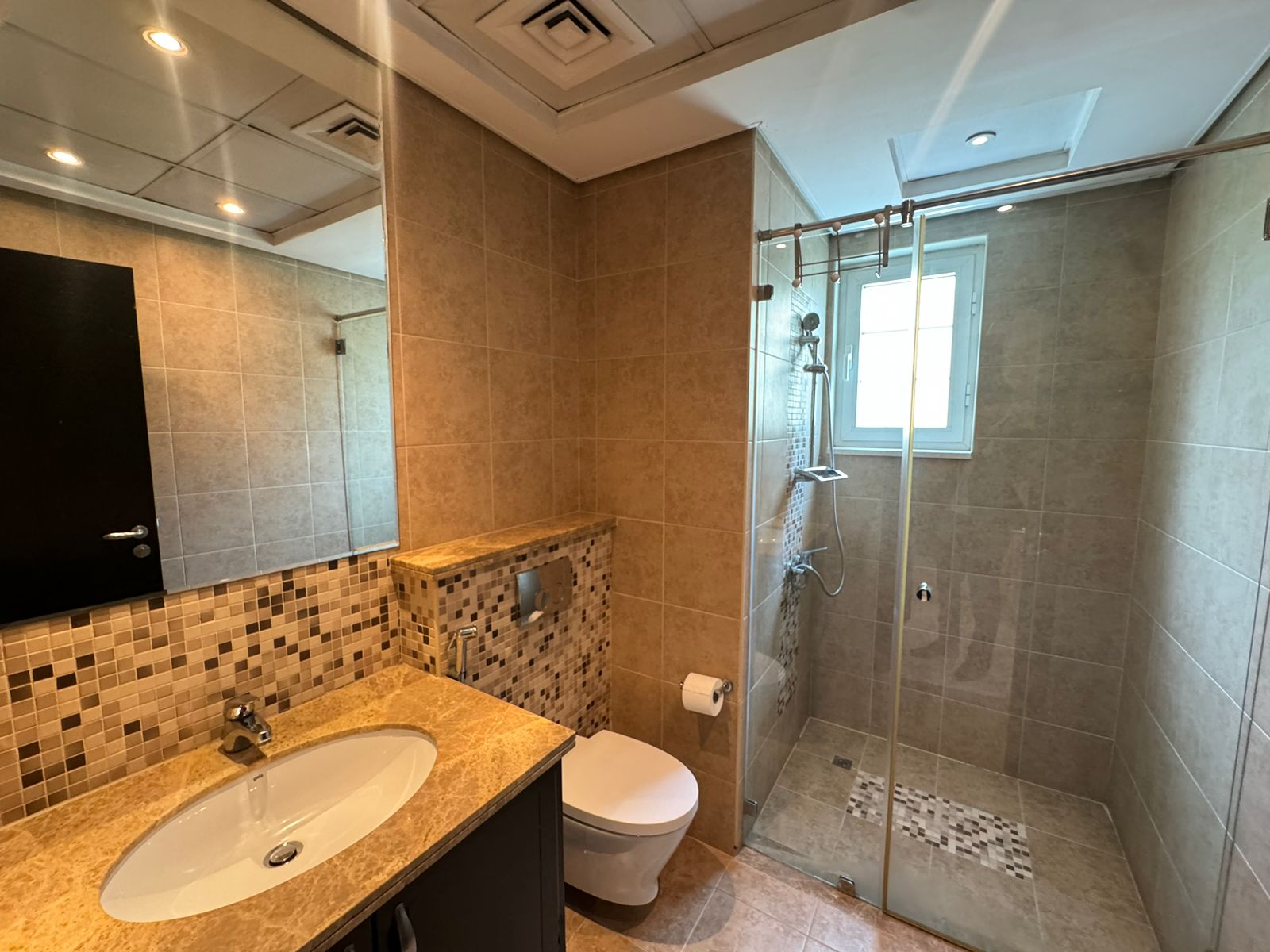 3 Bedrooms Villa in Legacy Large