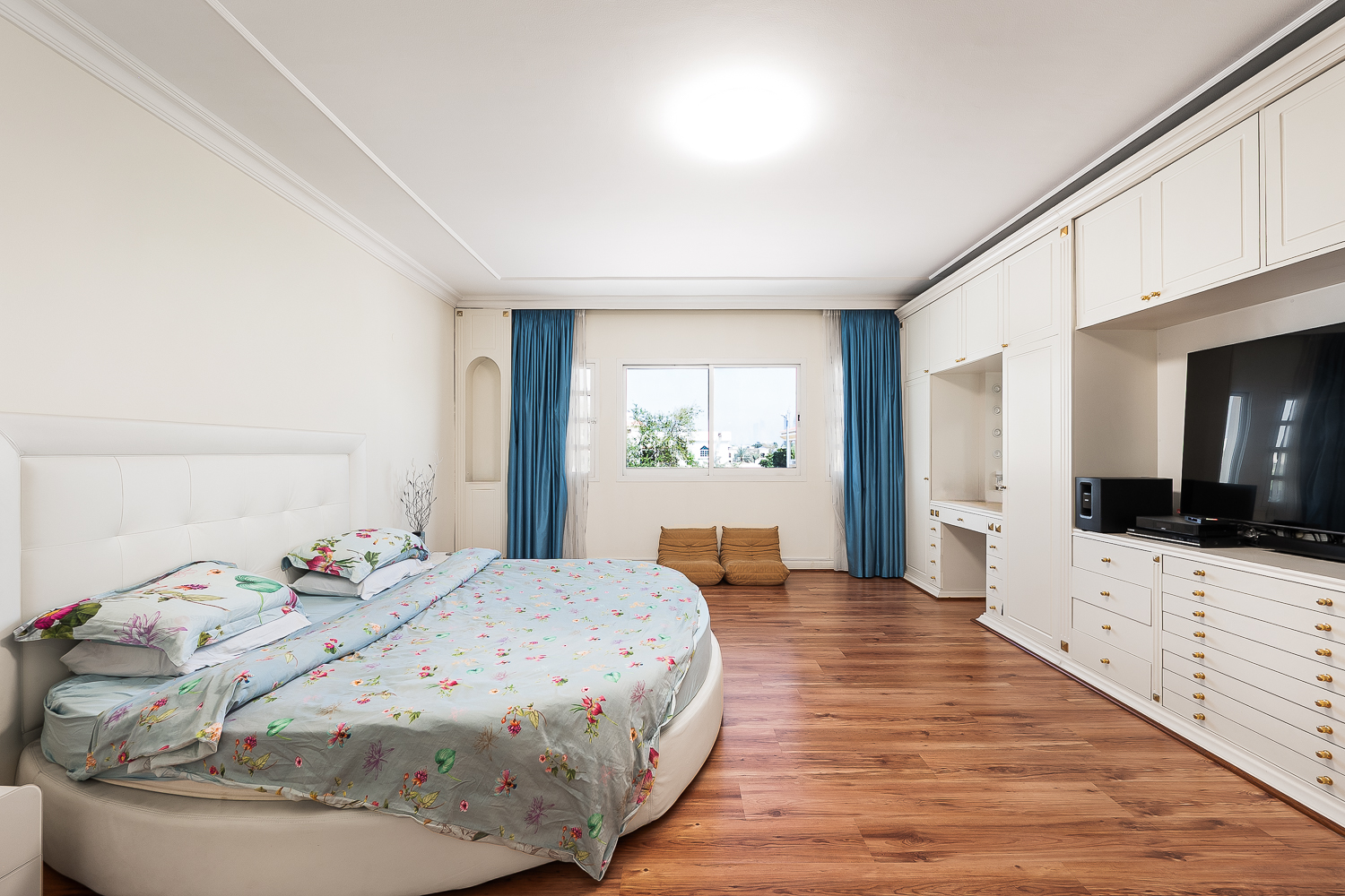 4 Bedrooms Villa in Al Safa 1 Villas