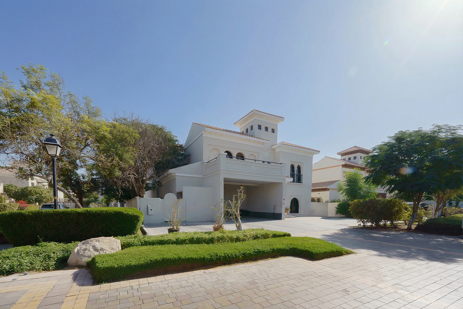 5 Bedrooms Villa in Courtyard CP6