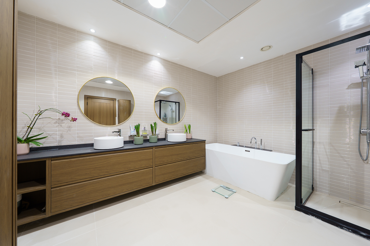 5 Bedrooms Villa in Courtyard CP6