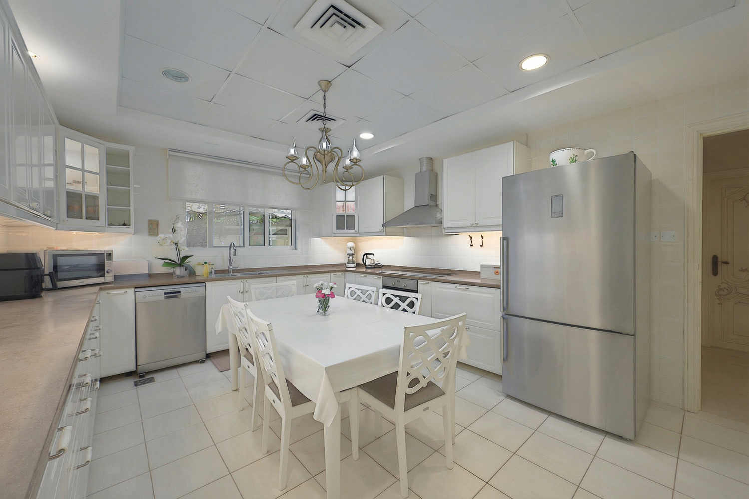 5 Bedrooms Villa in Rahat