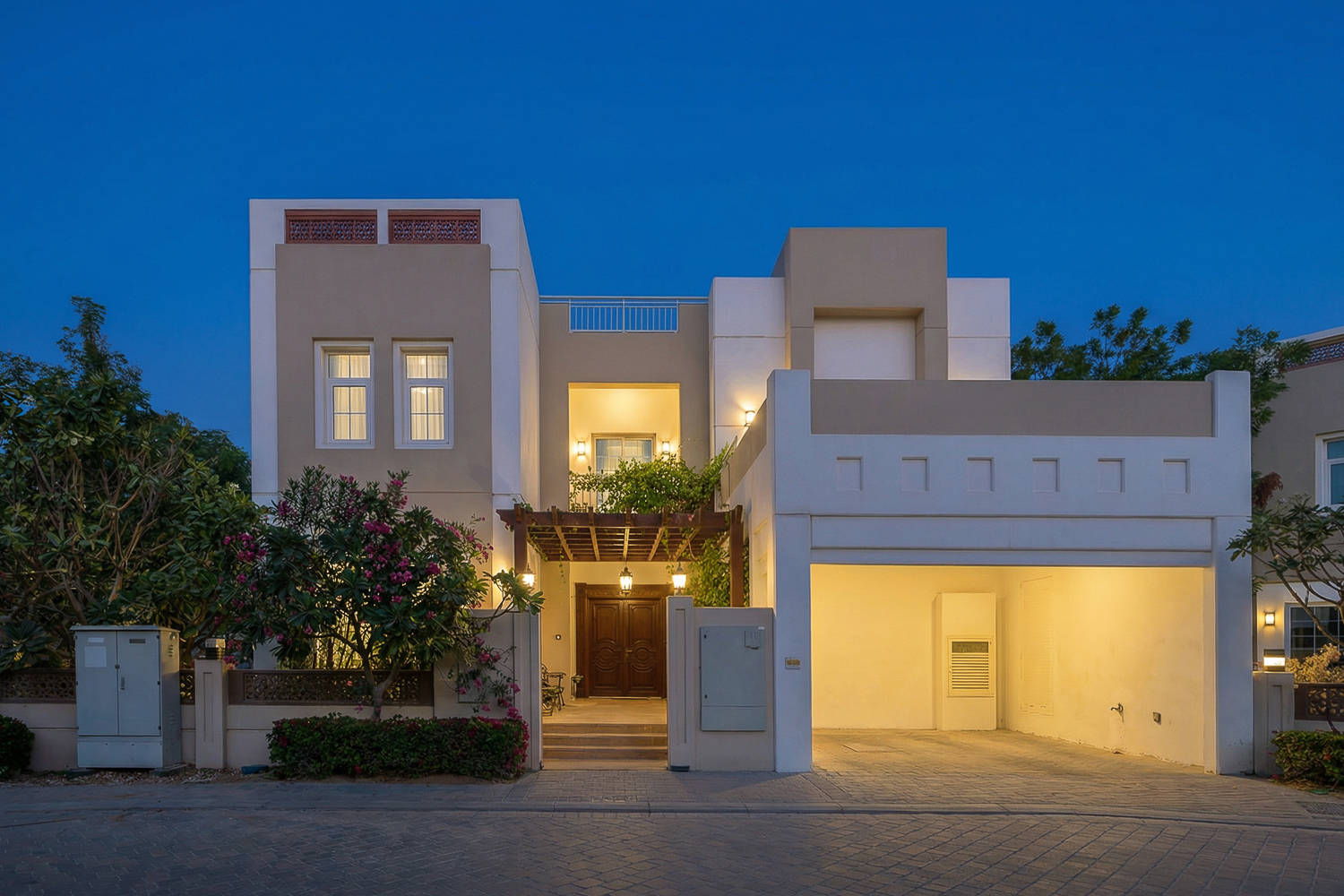 5 Bedrooms Villa in Rahat