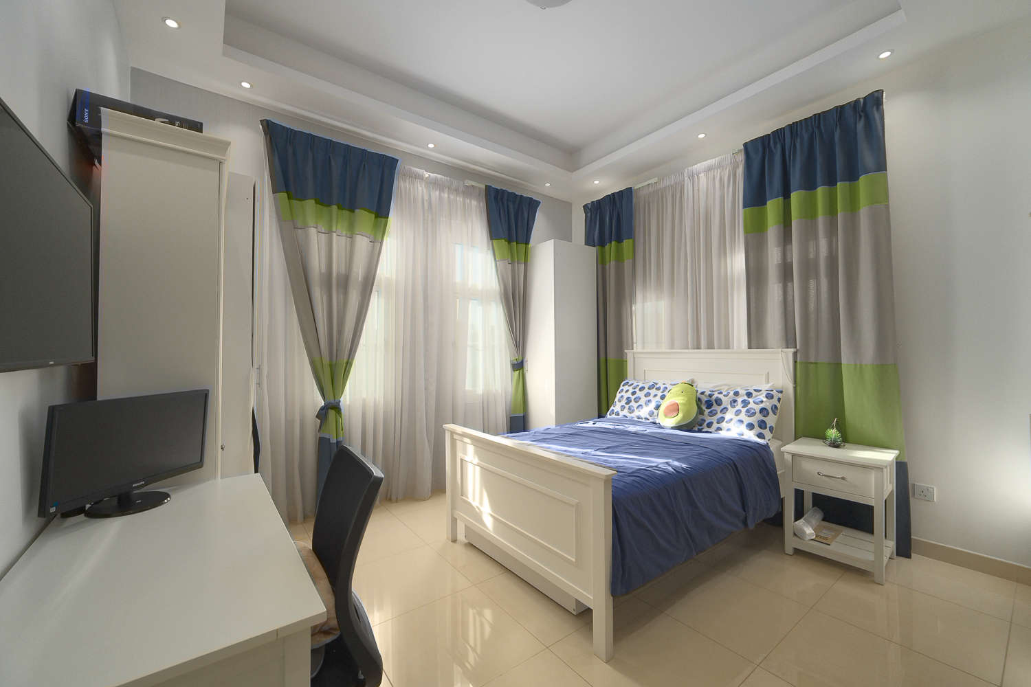 5 Bedrooms Villa in Rahat