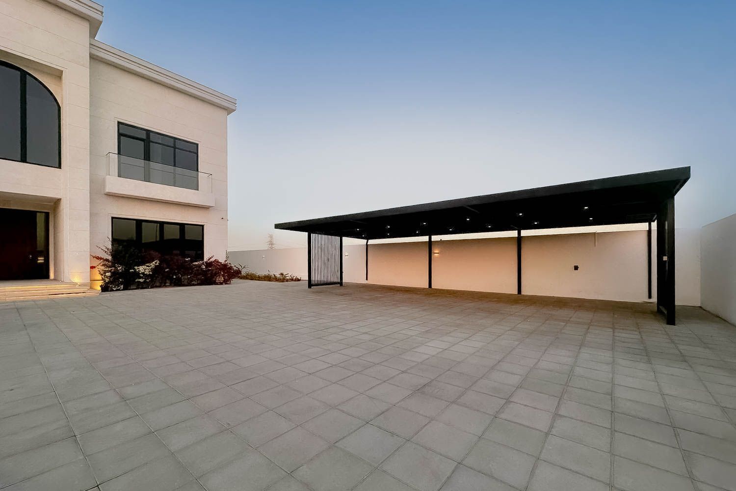 6 Bedrooms Villa in Nad Al Sheba 2