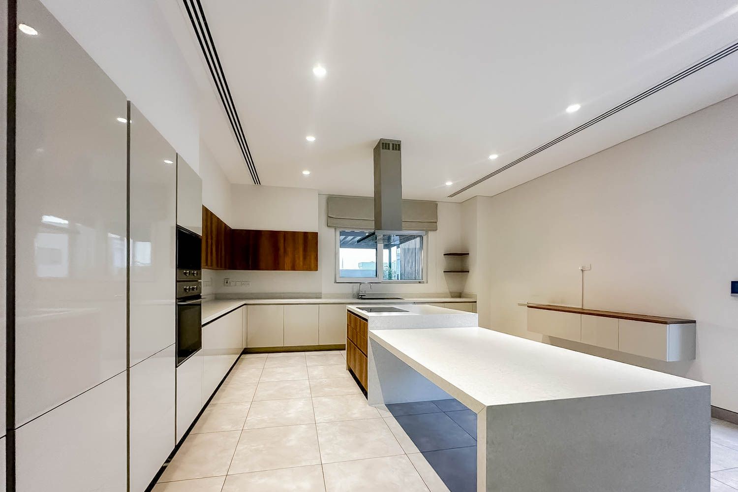 6 Bedrooms Villa in Nad Al Sheba 2