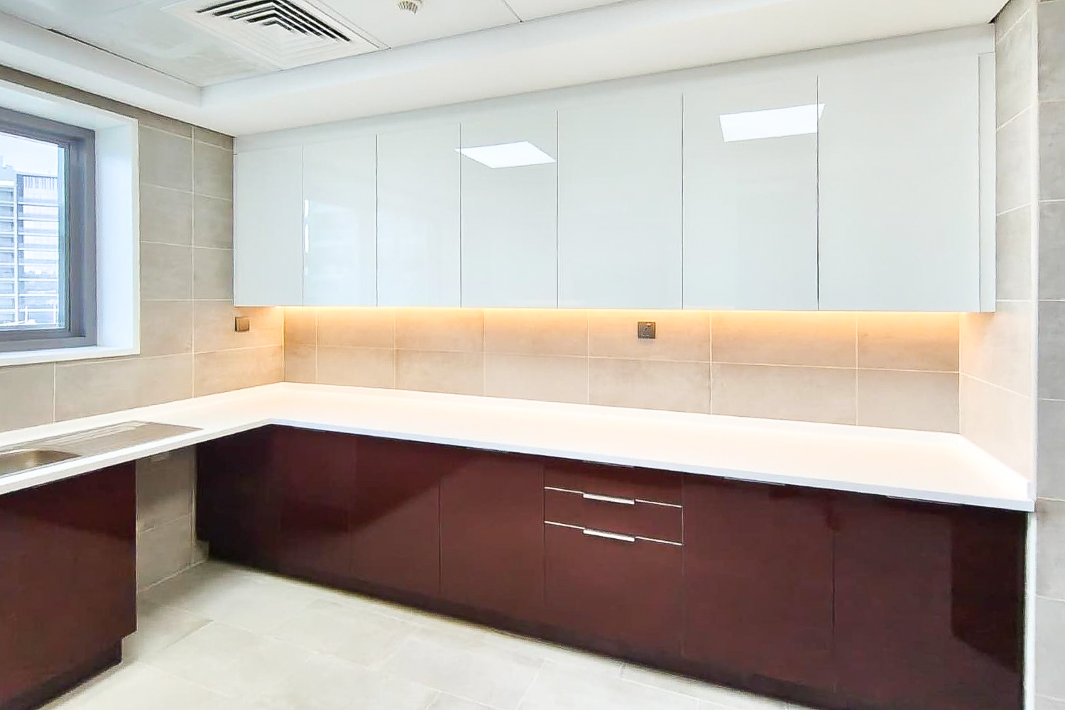 3 Bedrooms Apartment in Art Courtyard