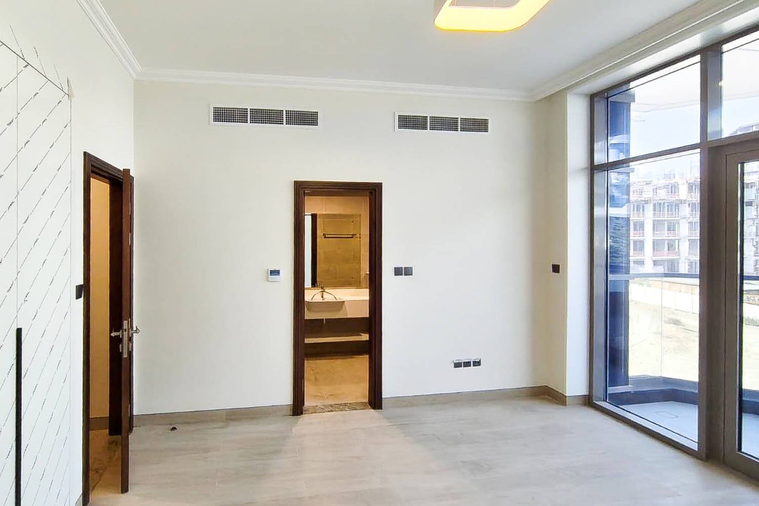 3 Bedrooms Apartment in Art Courtyard