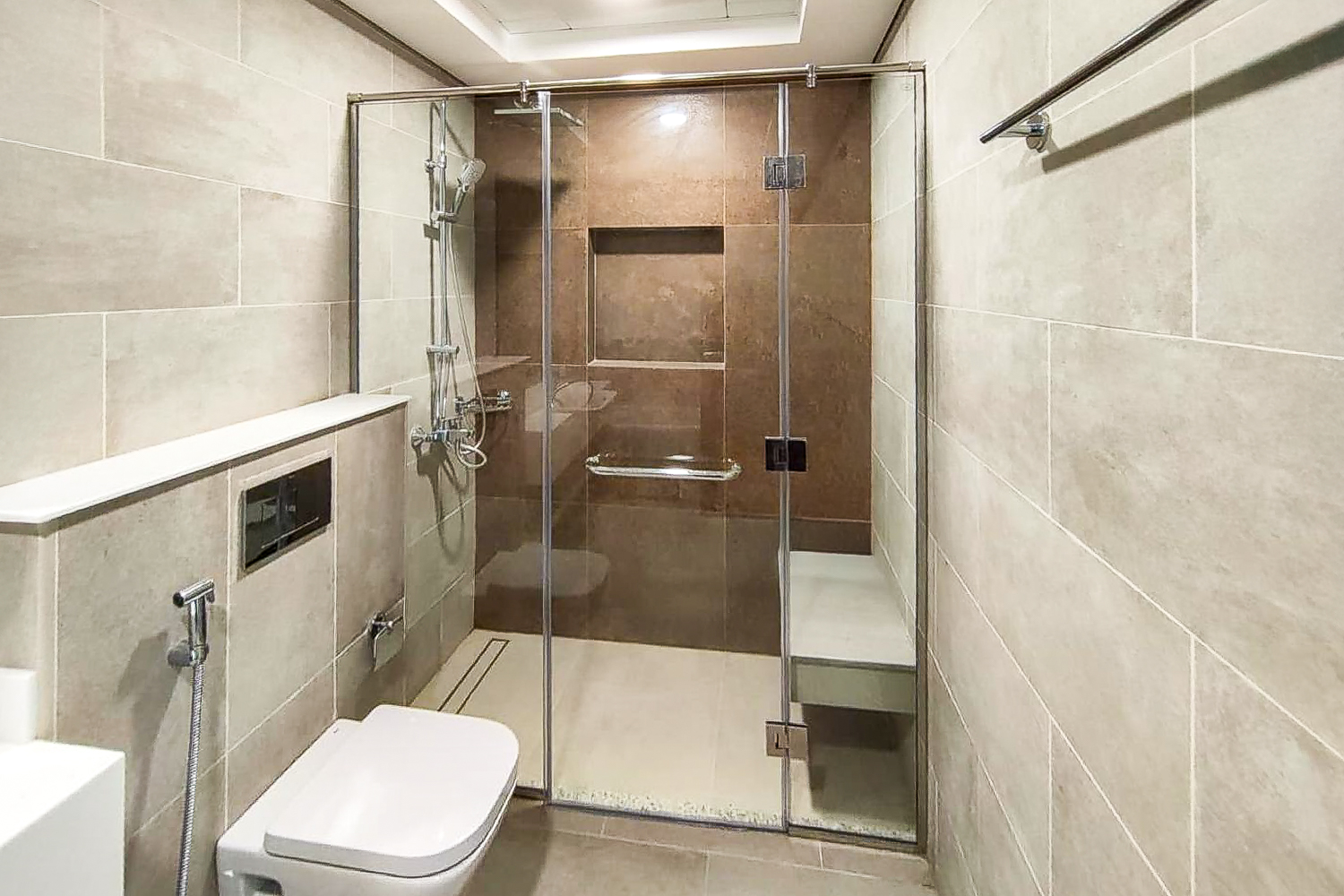 3 Bedrooms Apartment in Art Courtyard