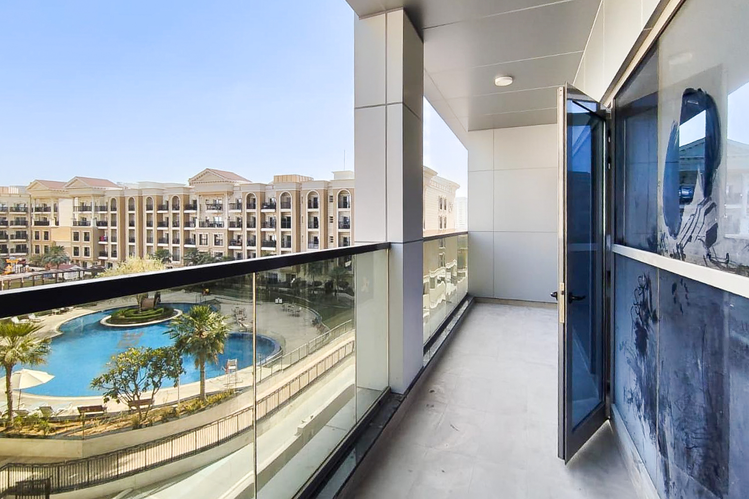 3 Bedrooms Apartment in Art Courtyard