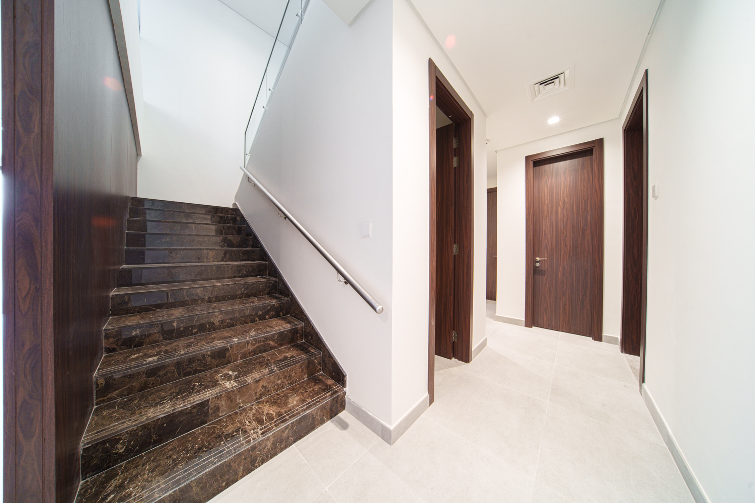 5 Bedrooms Villa in The Dunes