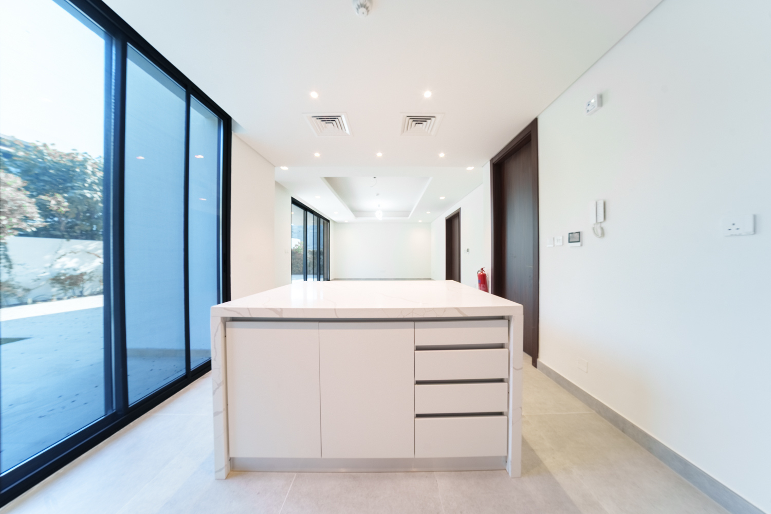 5 Bedrooms Villa in The Dunes