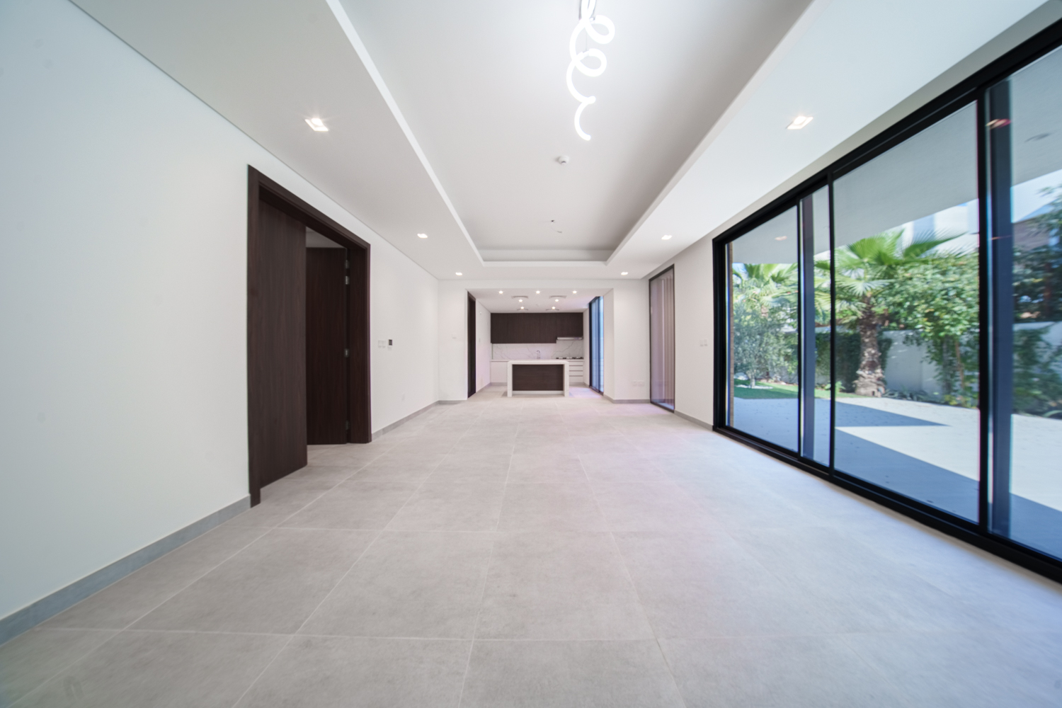 5 Bedrooms Villa in The Dunes