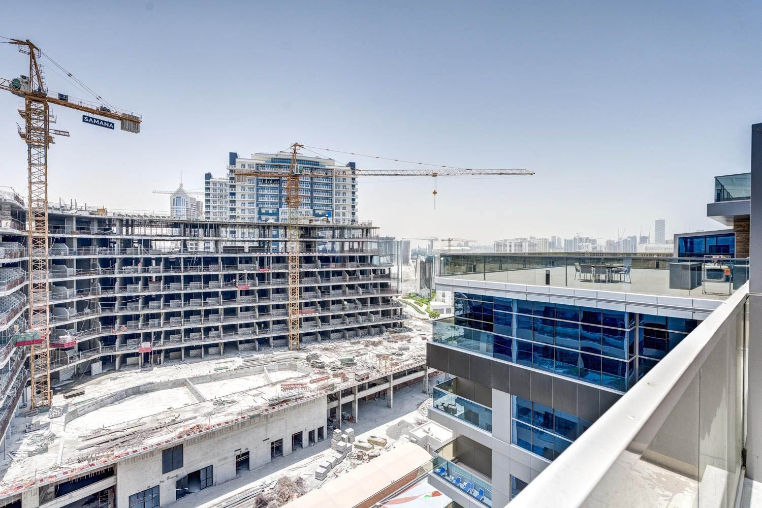 3 Bedrooms Apartment in Art Parkview