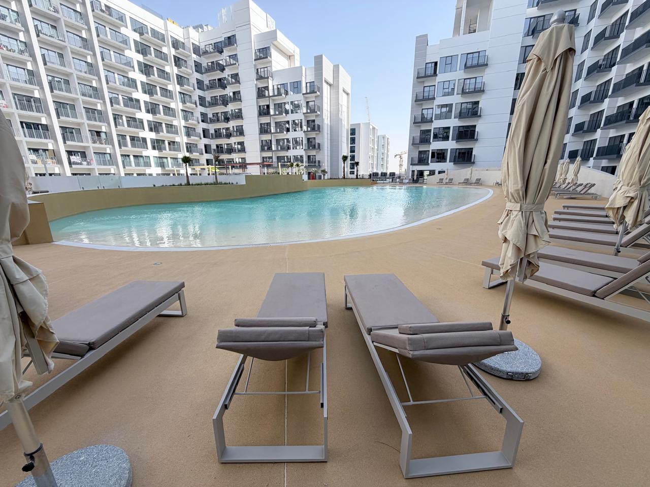  Apartment in Azizi Mirage