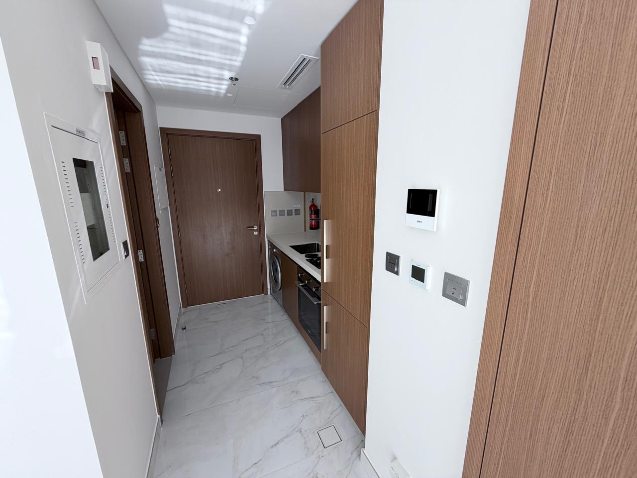  Apartment in Azizi Mirage