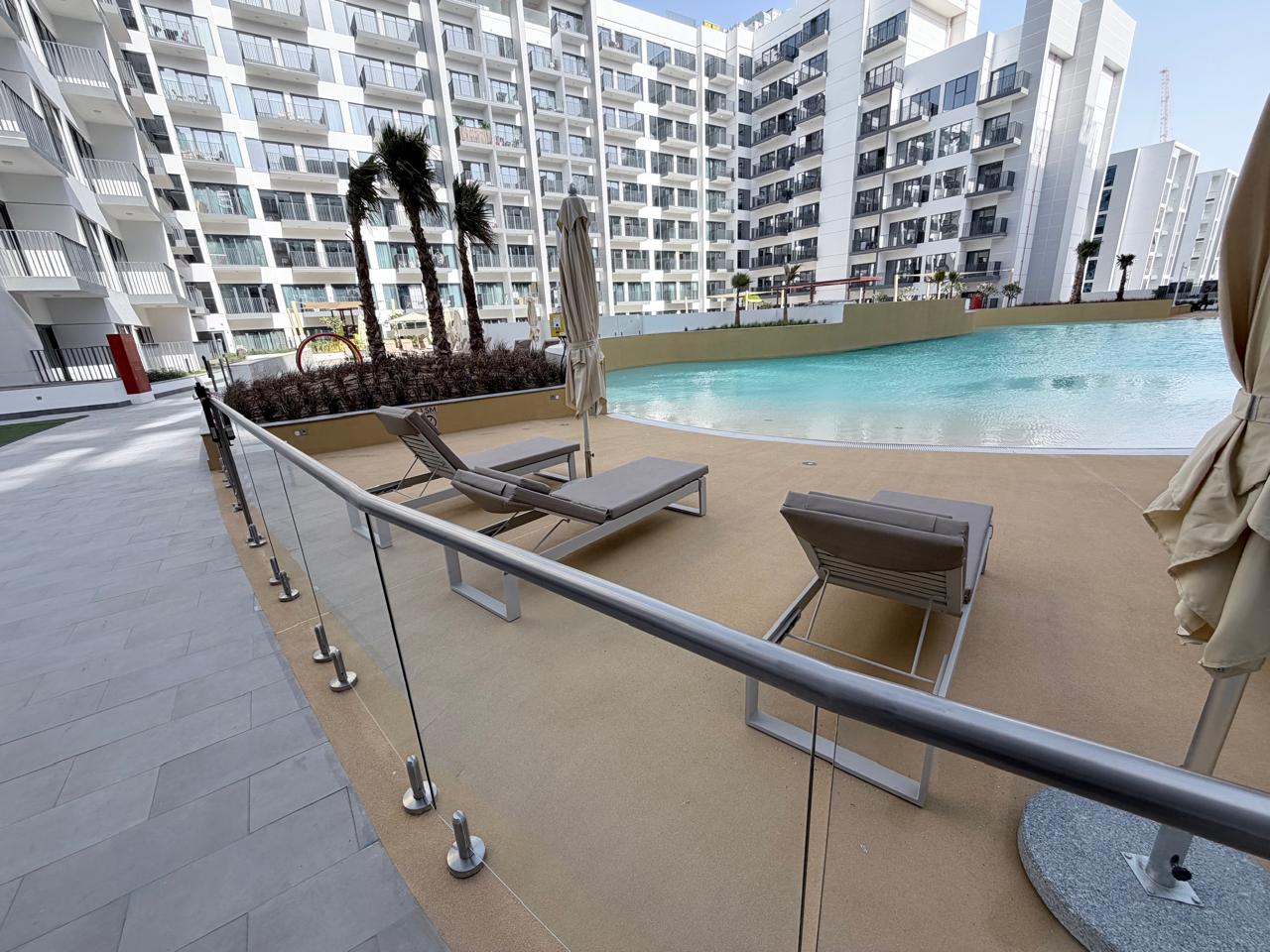  Apartment in Azizi Mirage