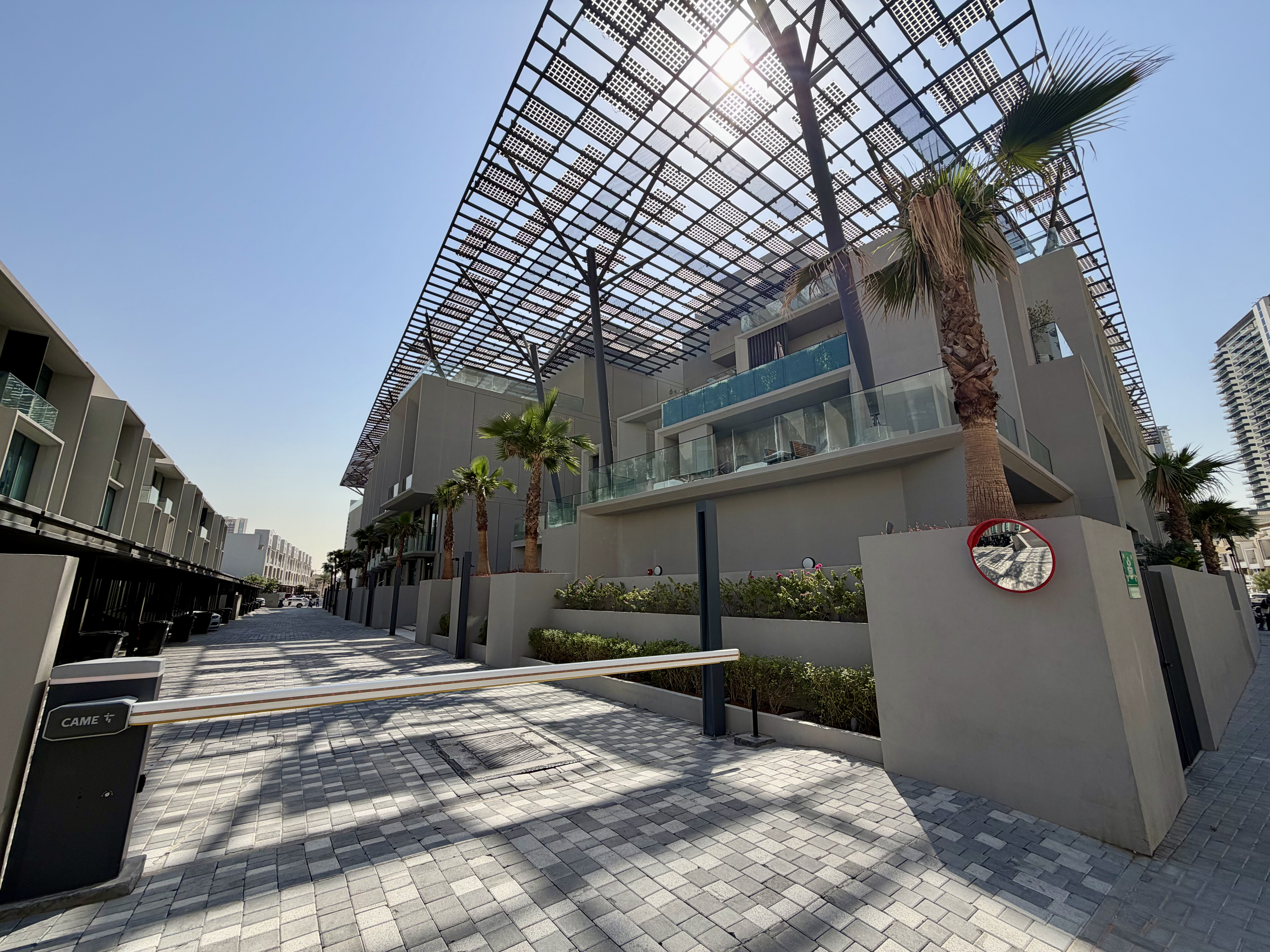 1 Bedroom Duplex in The Autograph