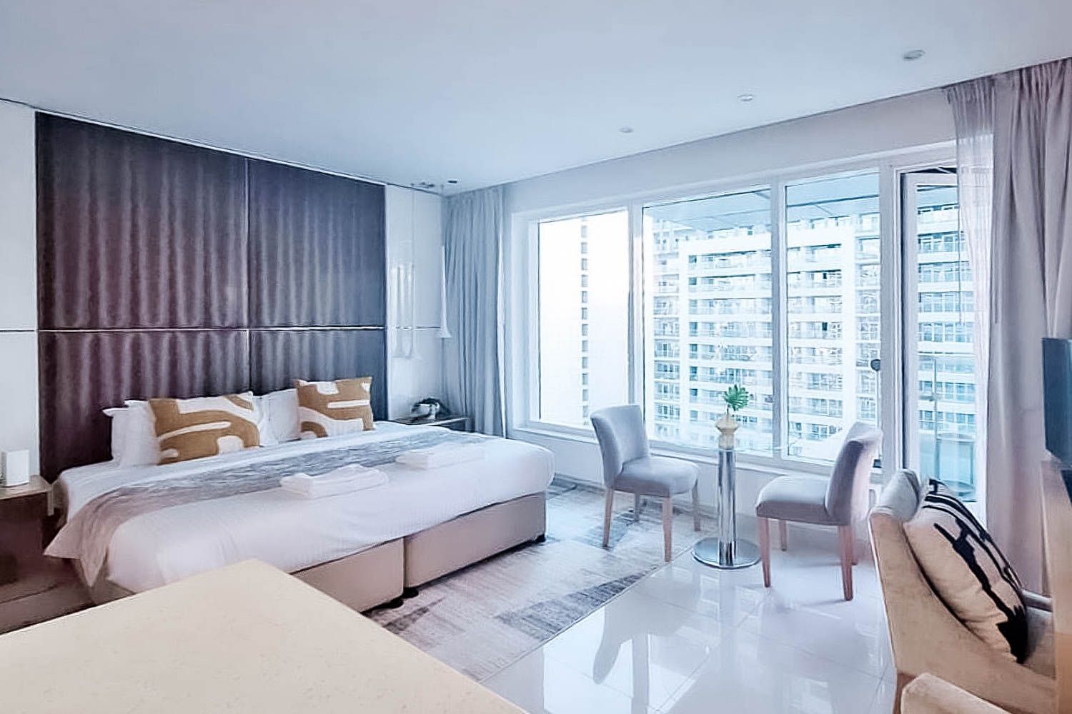  Apartment in Waters Edge