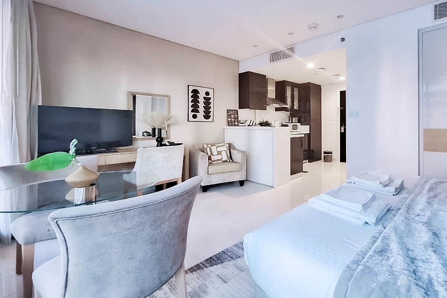  Apartment in Waters Edge