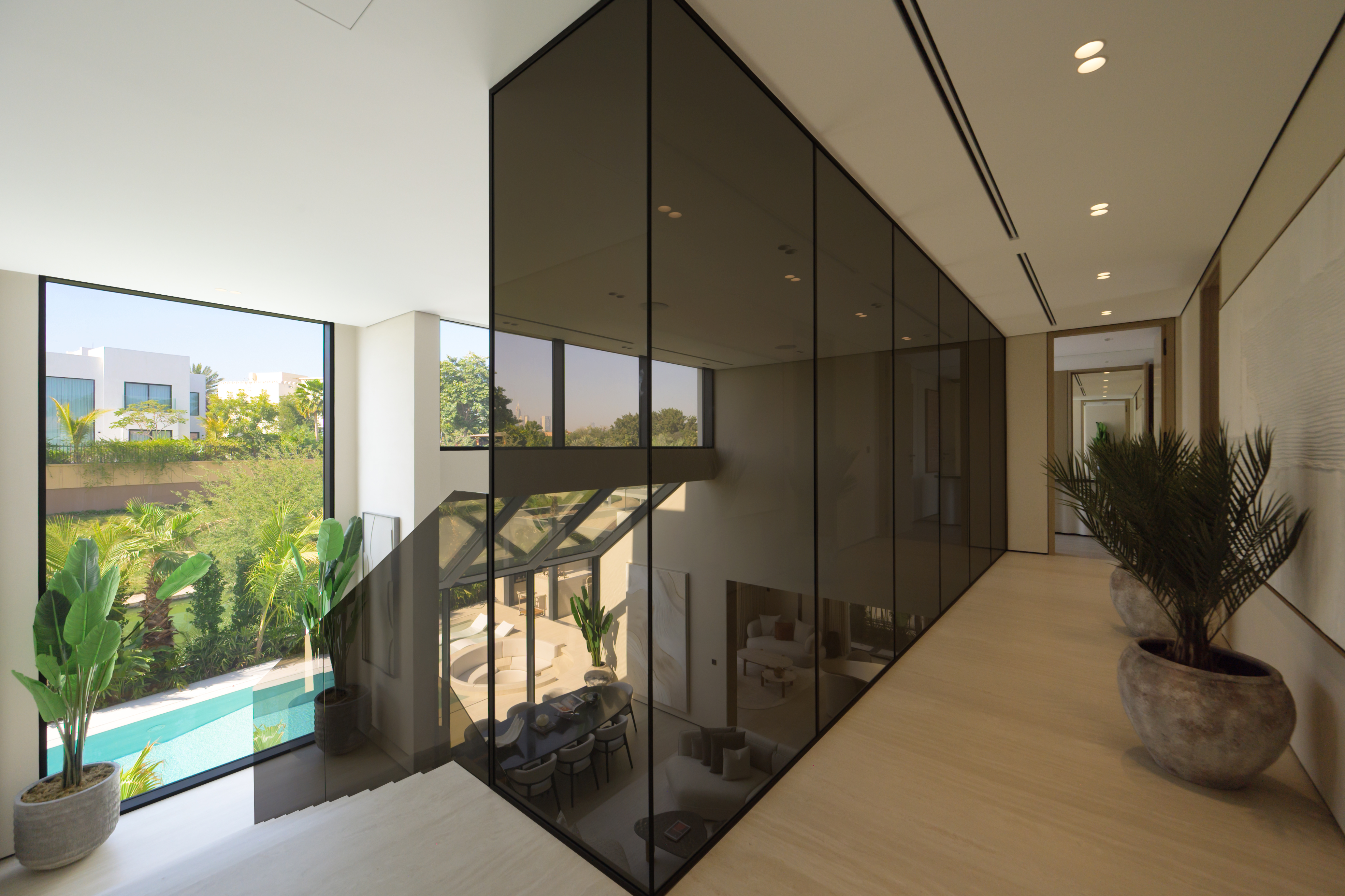 5 Bedrooms Villa in Jumeirah Islands