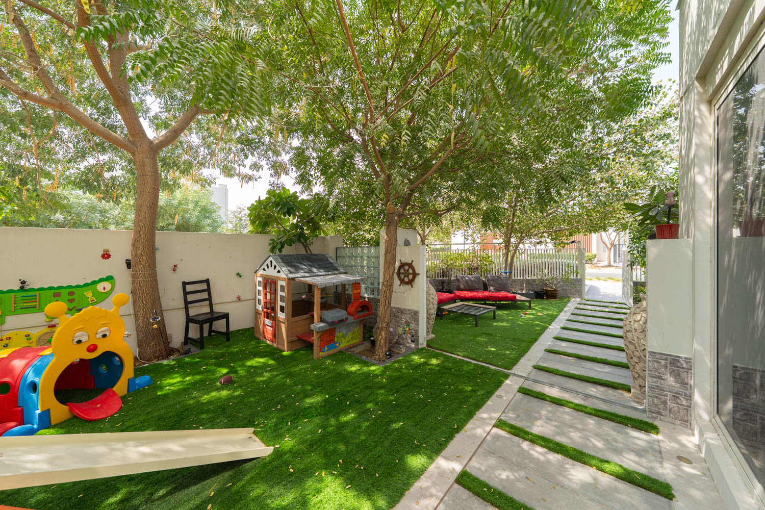 4 Bedrooms Townhouse in Arabella Townhouses 3