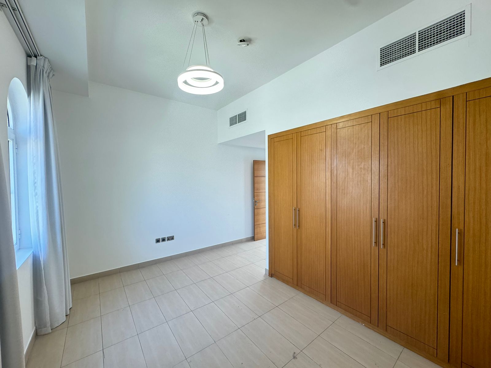 4 Bedrooms Villa in District 9 Legacy Nova