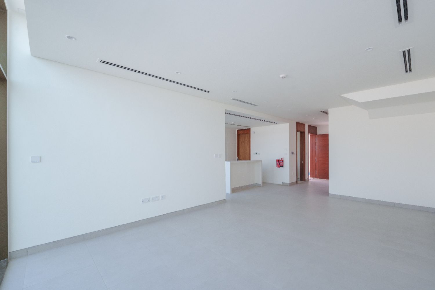 2 Bedrooms Townhouse in Souk Al Jubail