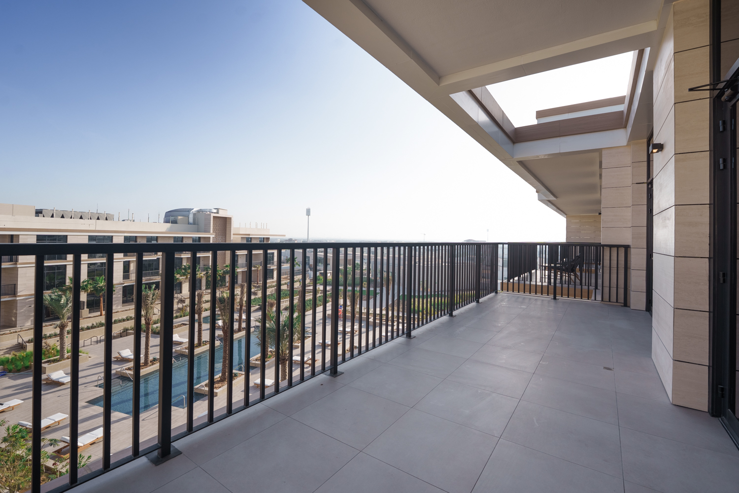 2 Bedrooms Apartment in Souk Al Jubail