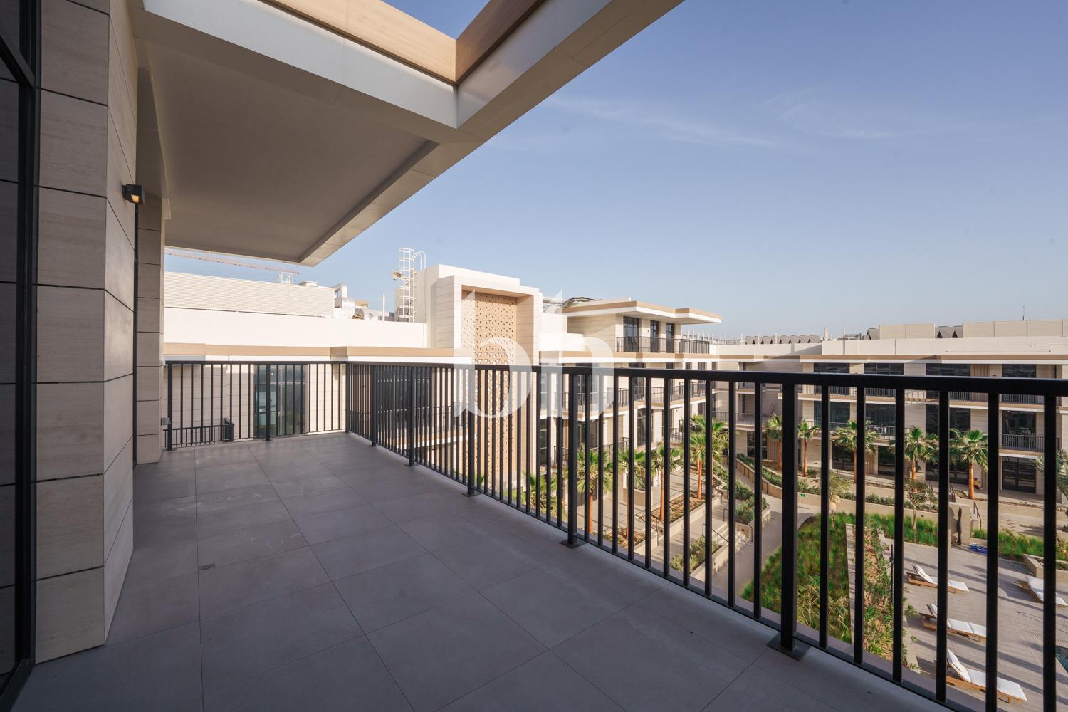 Vacant | Luxury Living | Premium Location