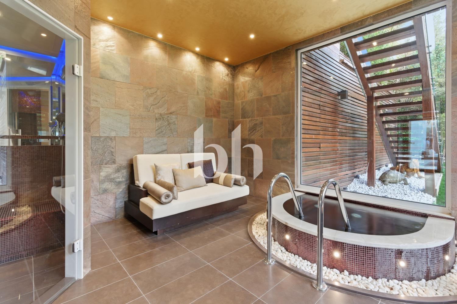 10 Bedrooms Villa in Desert Leaf 1