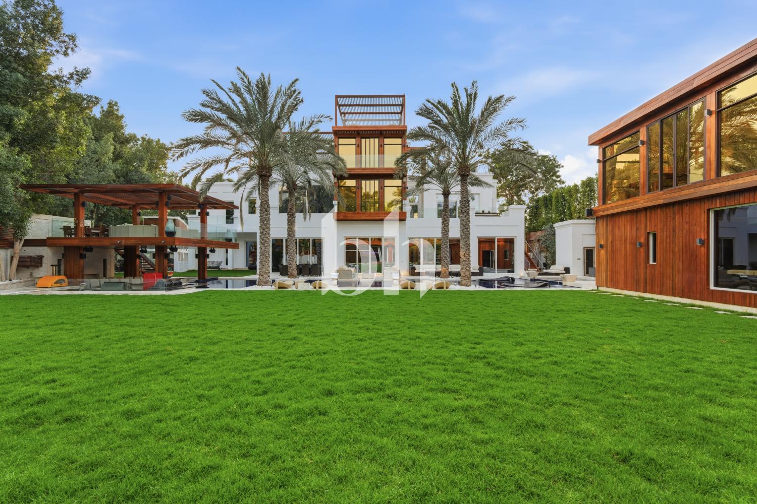 10 Bedrooms Villa in Desert Leaf 1