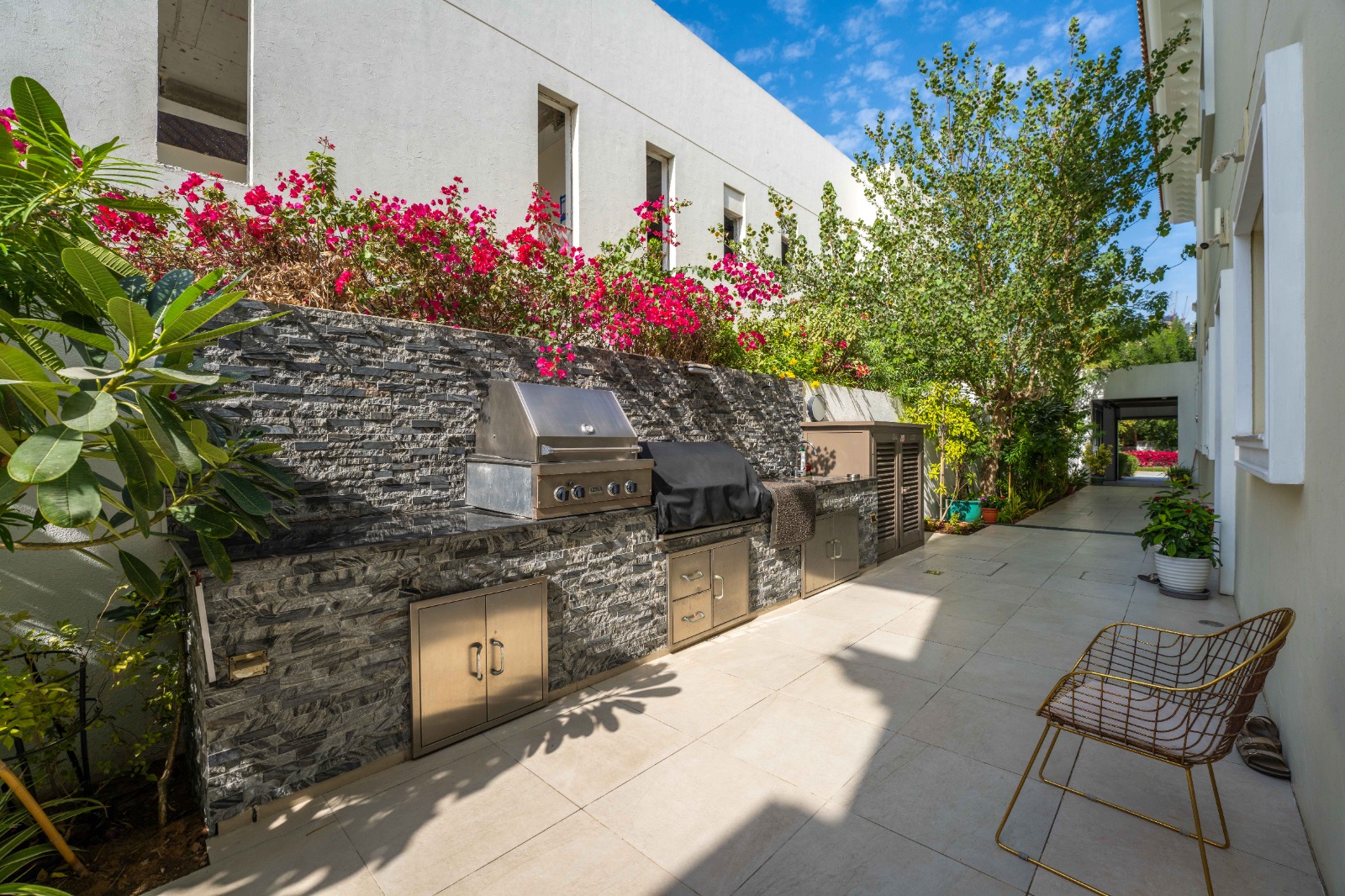 5 Bedrooms Villa in District One Villas