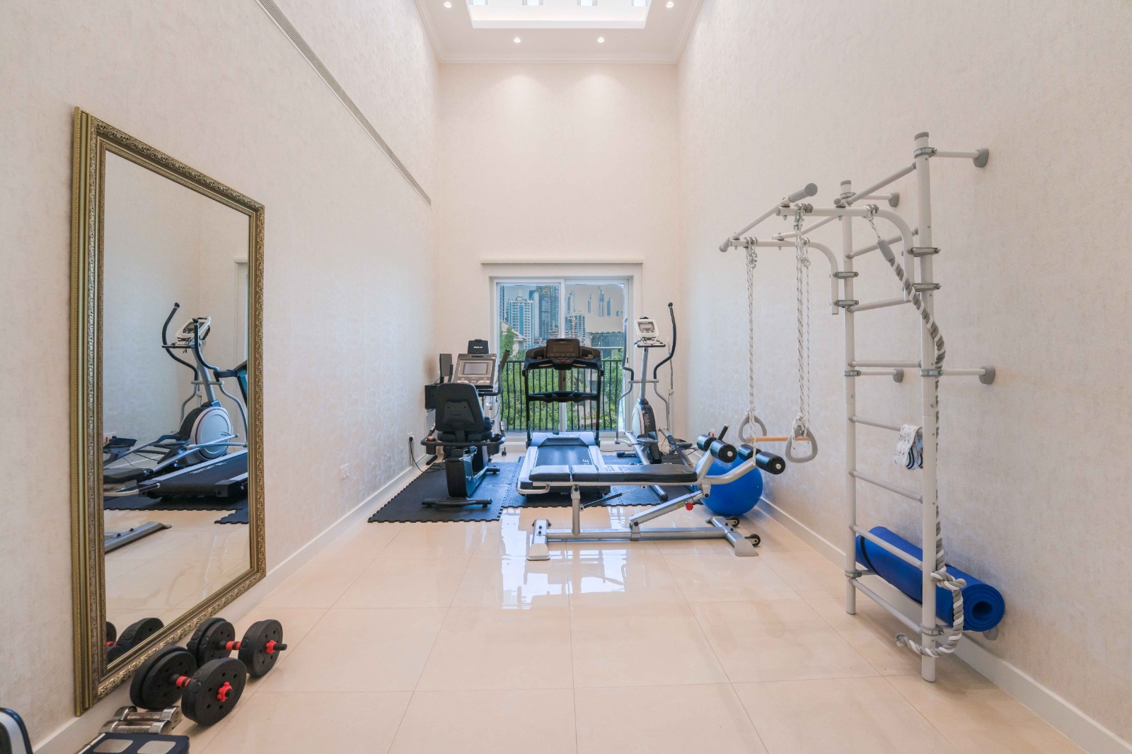 5 Bedrooms Villa in District One Villas