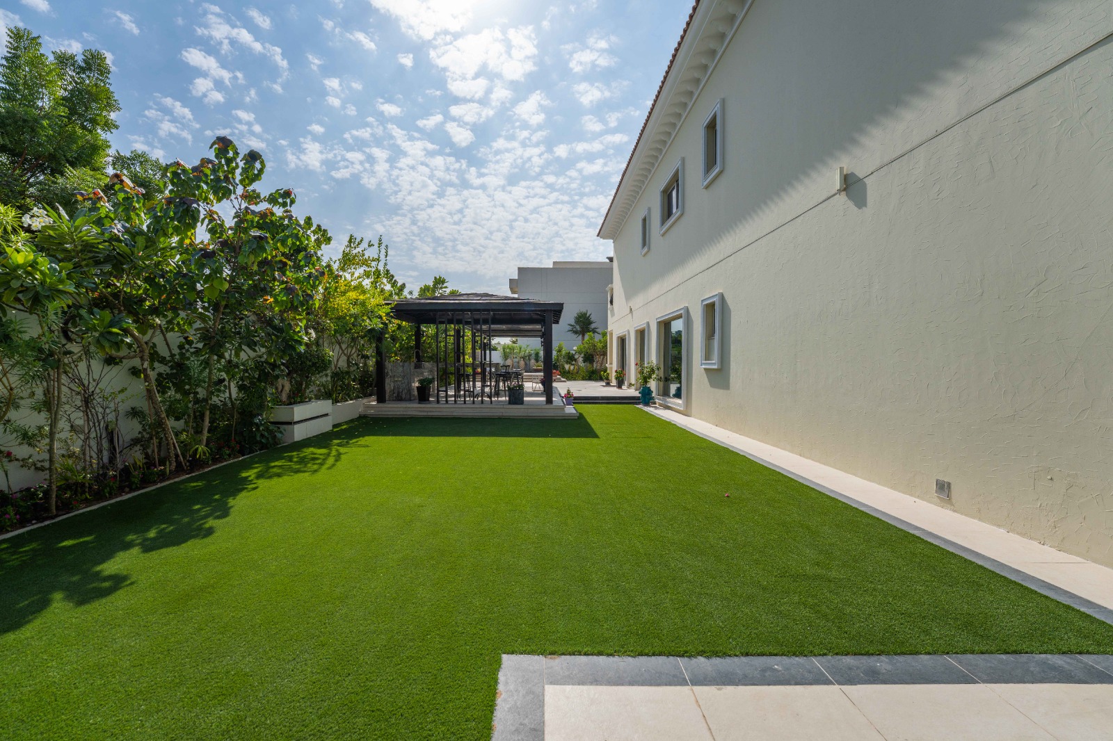 5 Bedrooms Villa in District One Villas